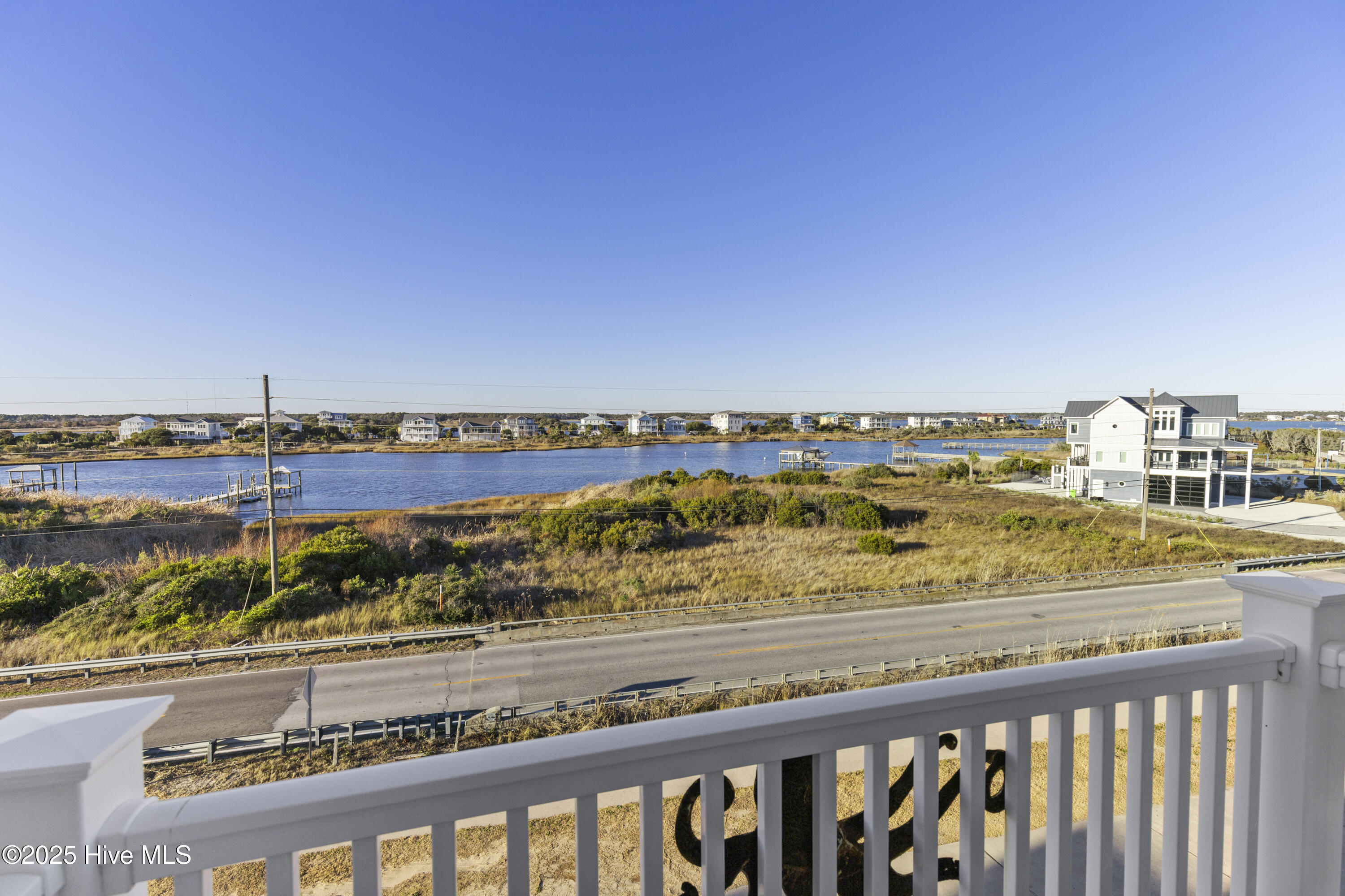 100546411 | Photo 62