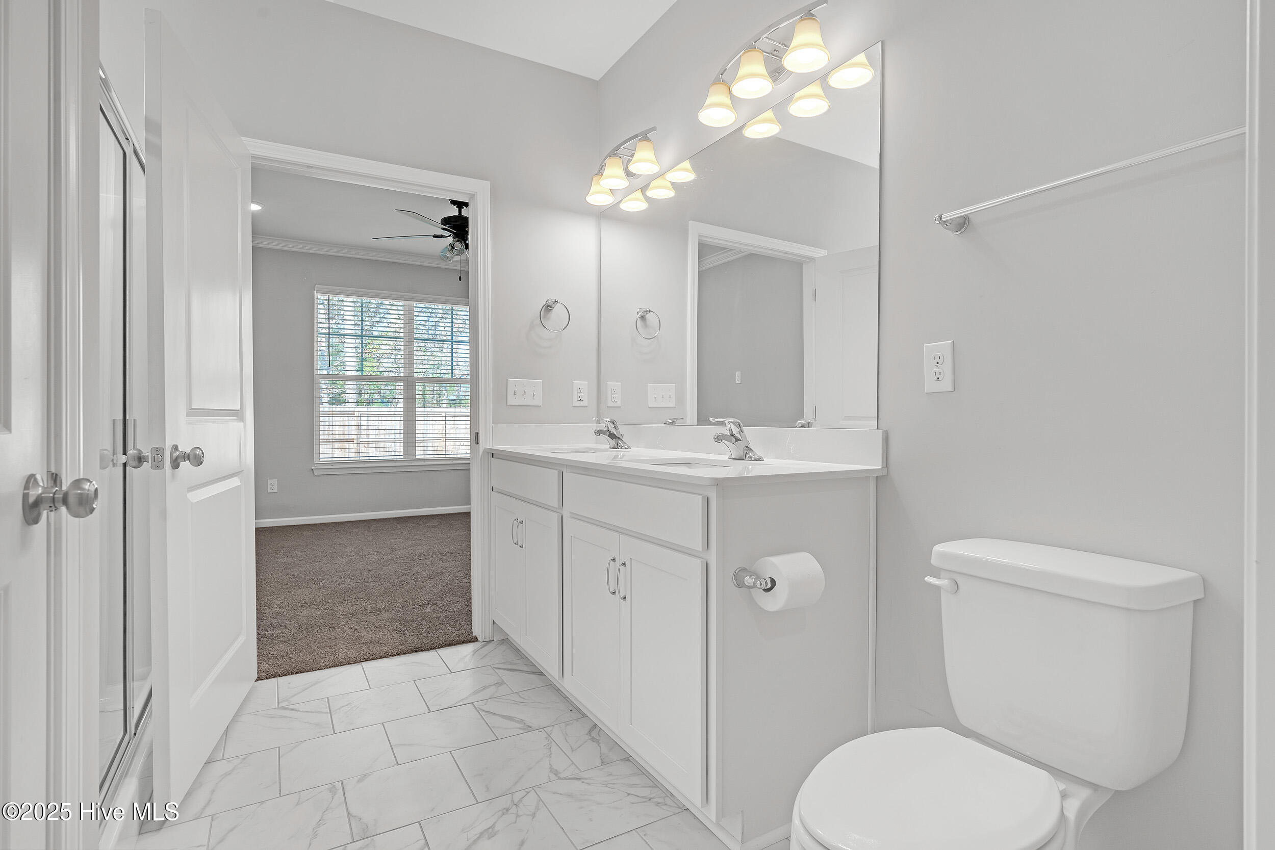 100544849 | Photo 27