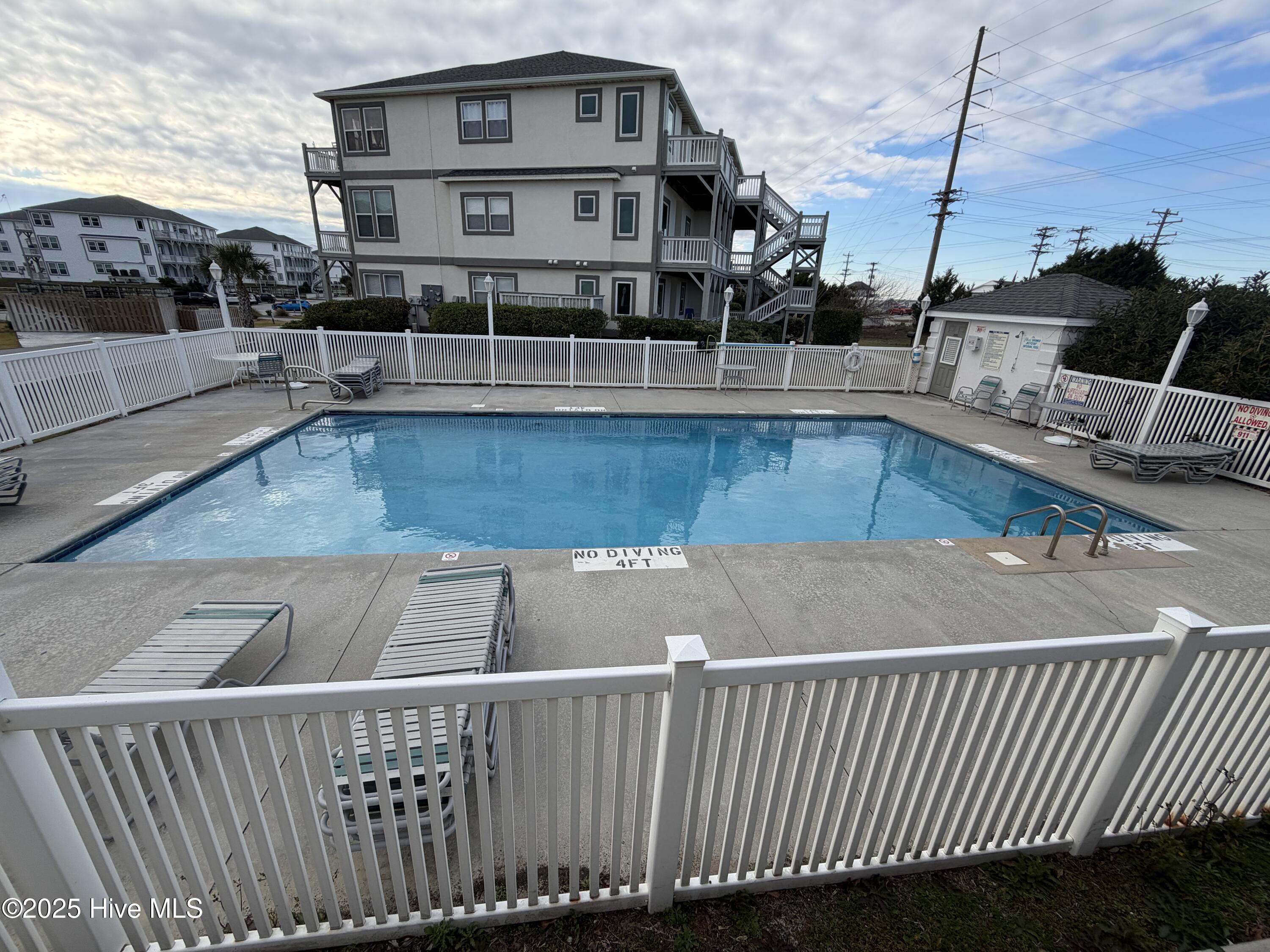 Homes for sale in Emerald Isle, NC | 2802 Pier Pointe Dr, Emerald Isle, NC 28594 | MLS# 100544242