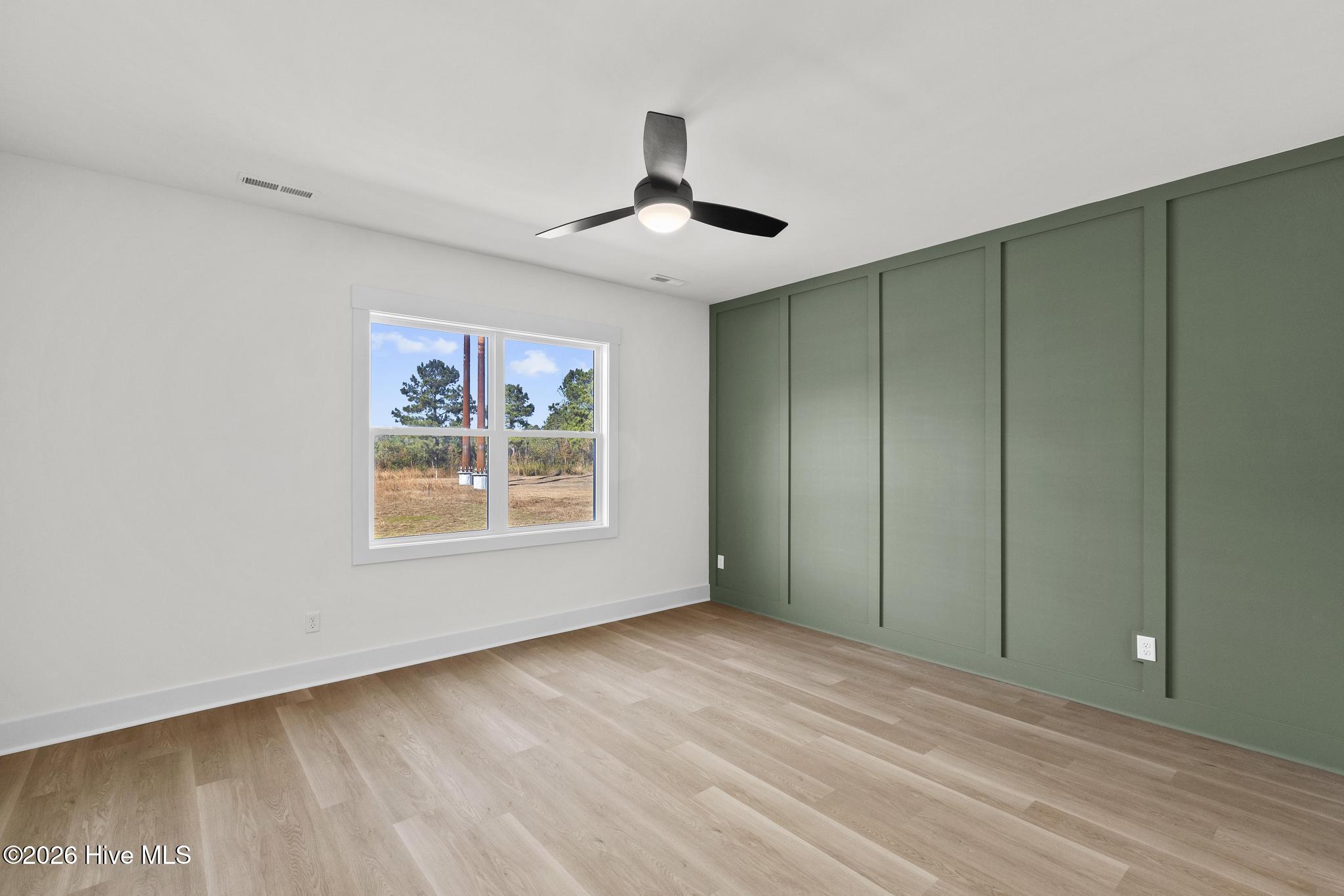 100567238 | Photo 14