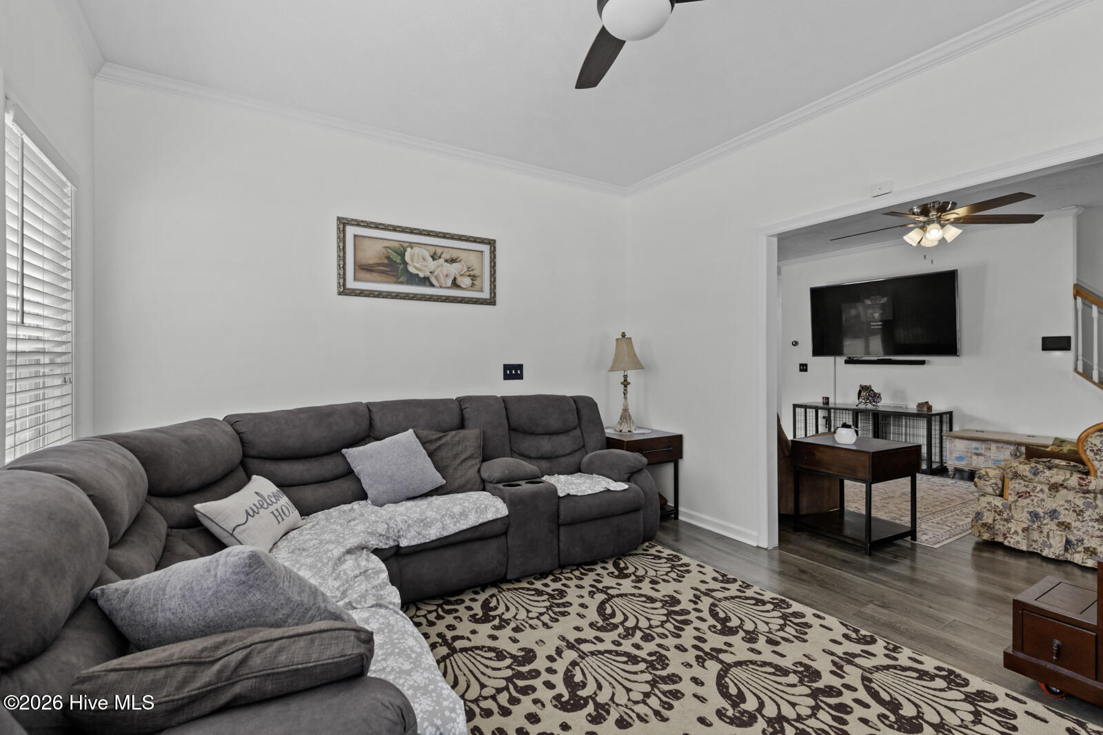 100562743 | Photo 27