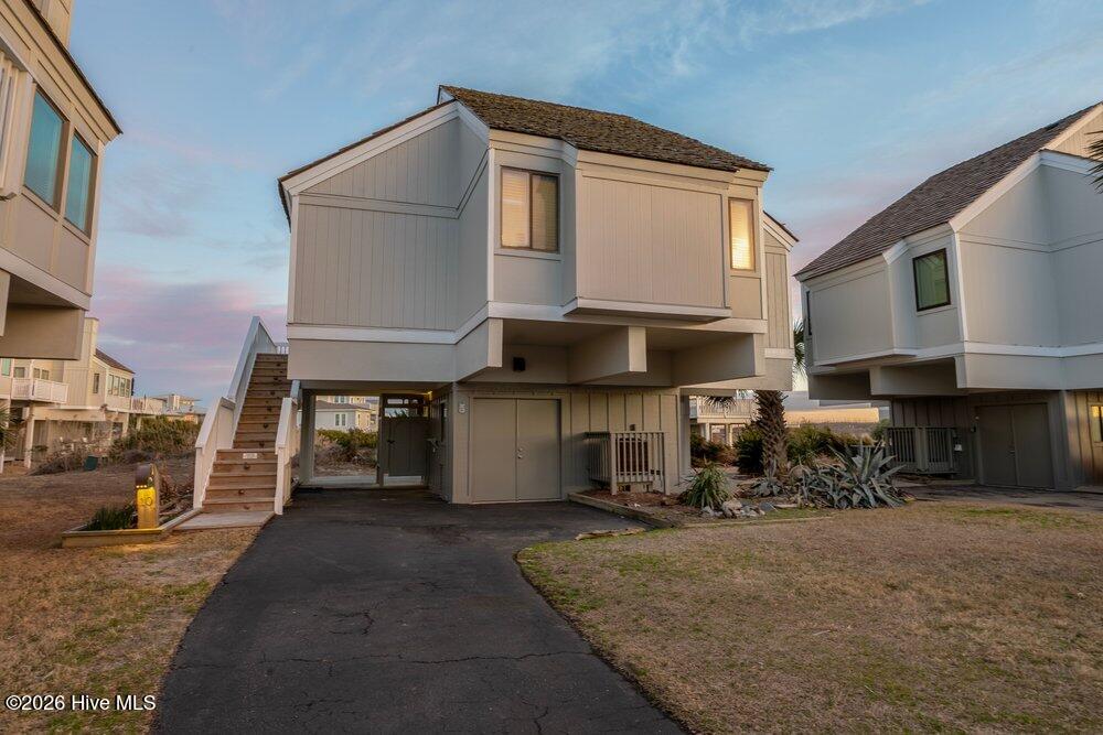 100554666 | Photo 38