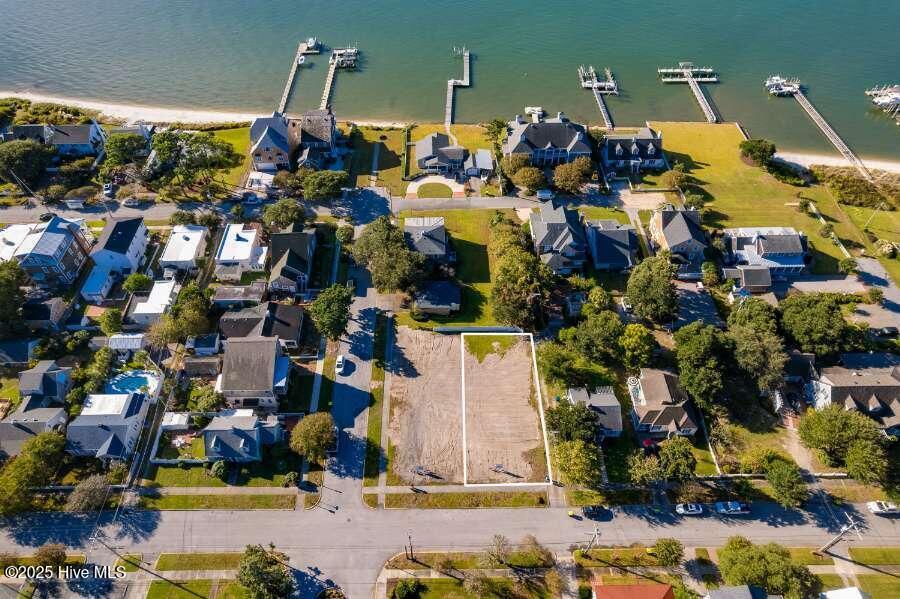 Exterior photo of 2103 Evans Street, Morehead City, NC 28557. MLS: 100587208