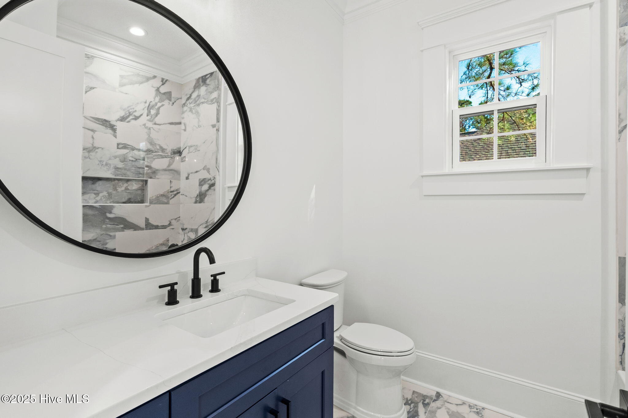 100535498 | Photo 39