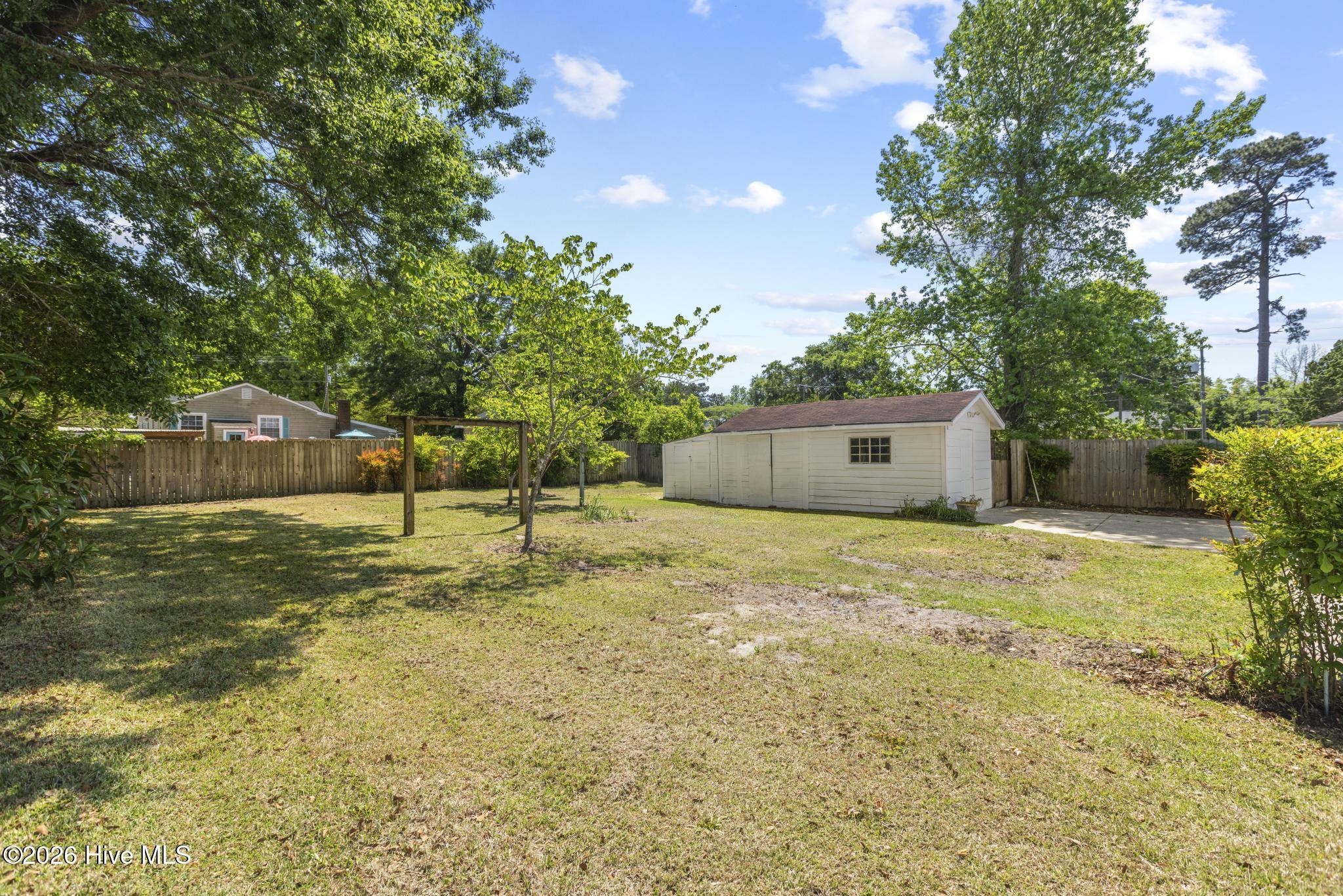 100569487 | Photo 33