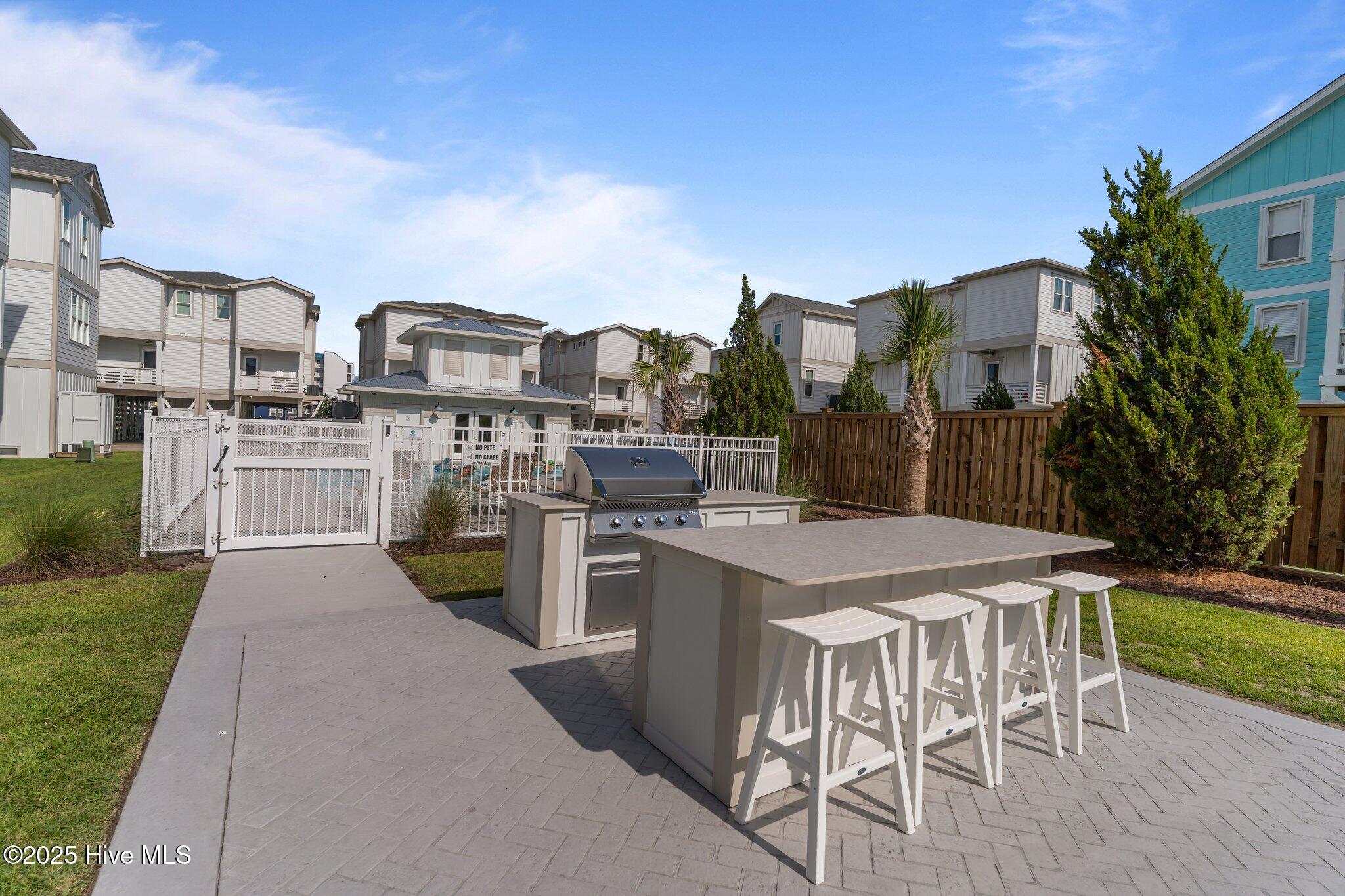 100519689 | Photo 69