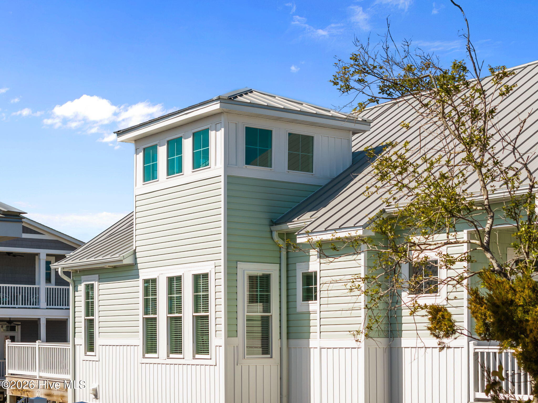 100562784 | Photo 14