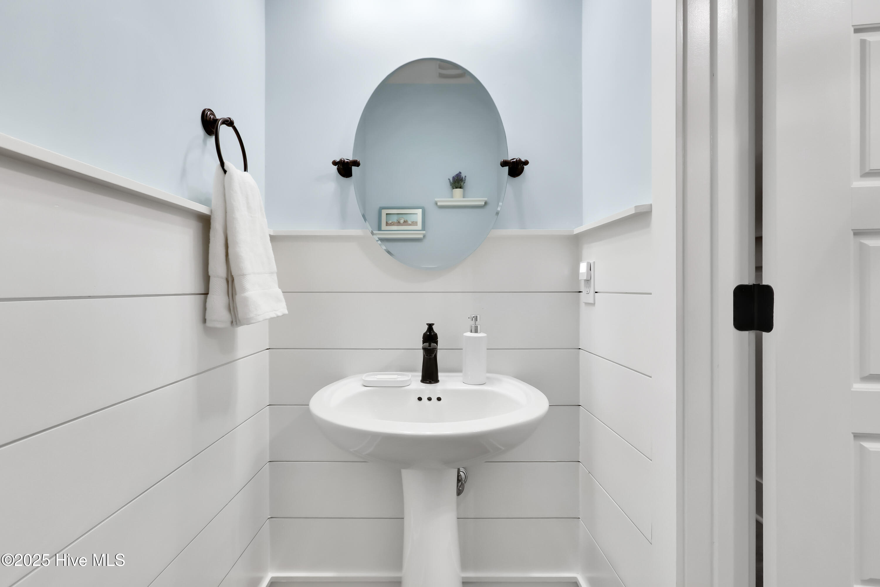 100544245 | Photo 29