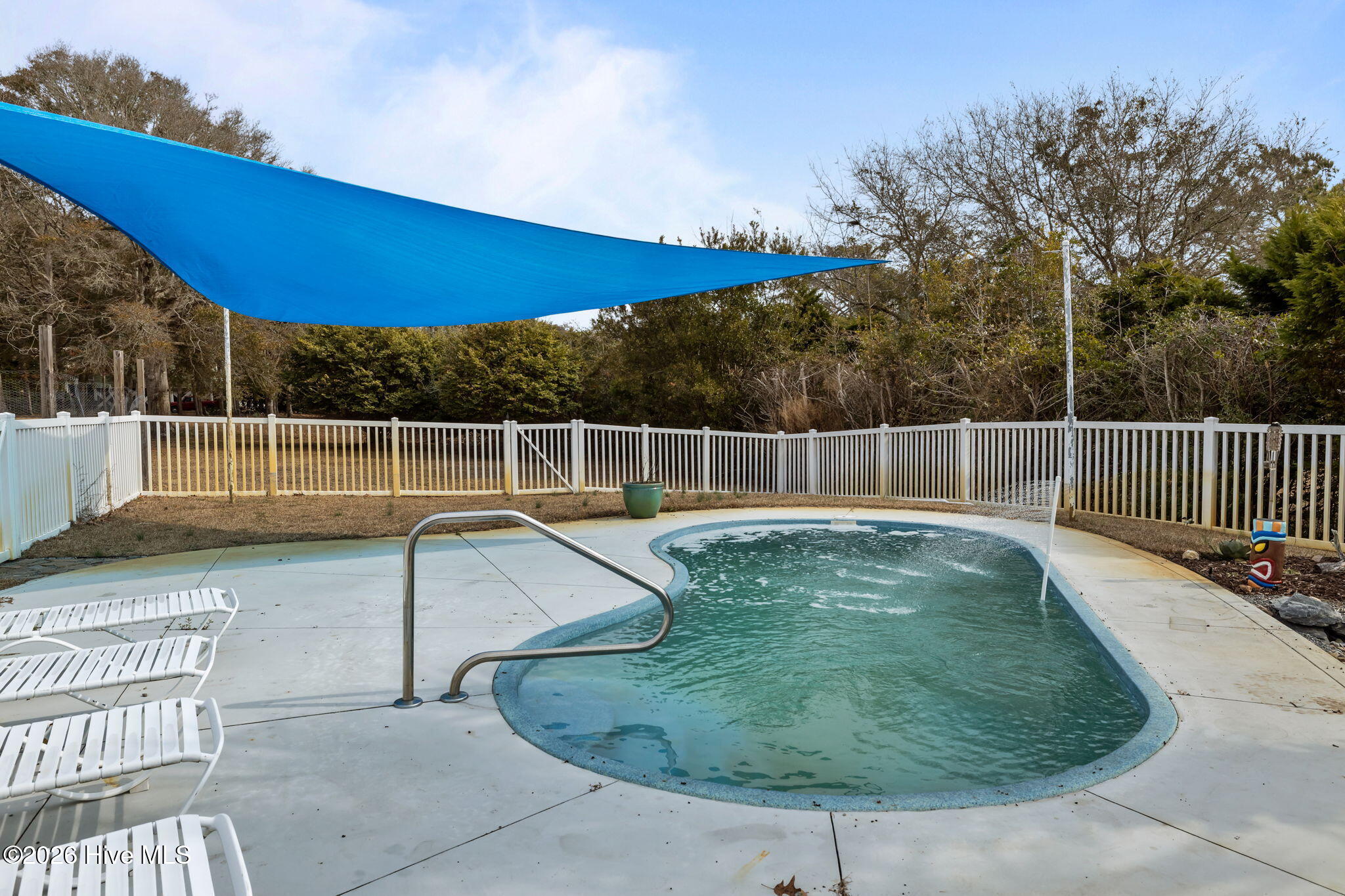 100555353 | Photo 45