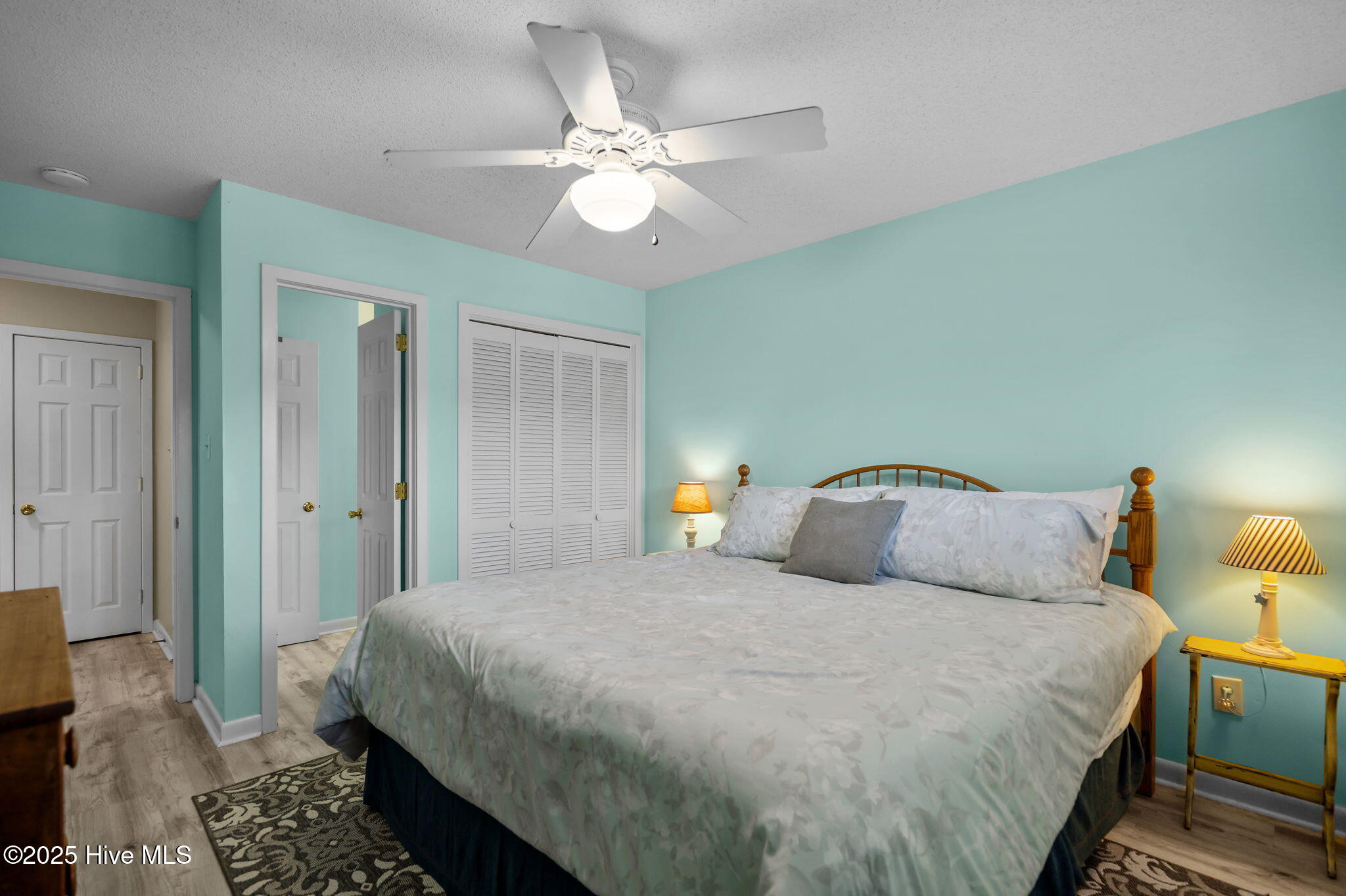 100541218 | Photo 28