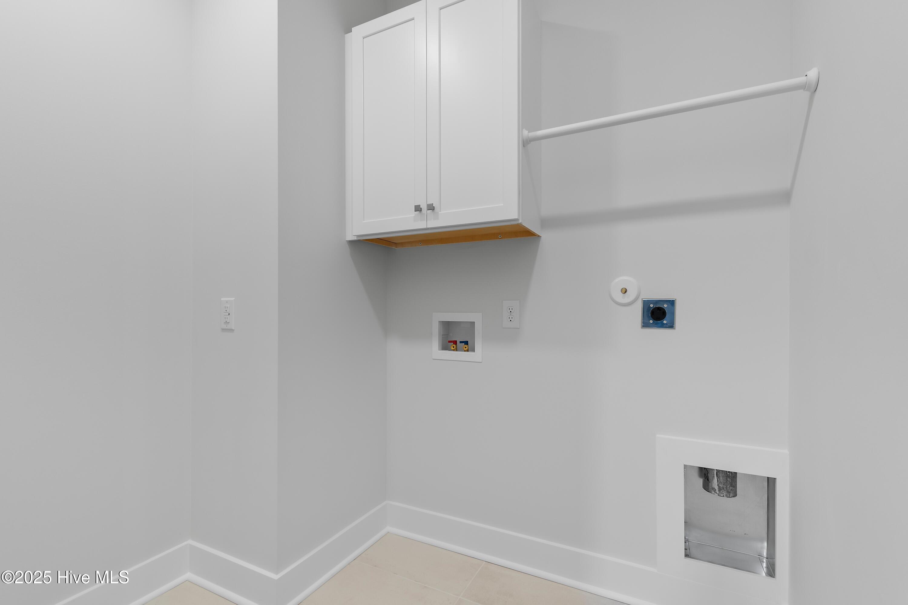 100525148 | Photo 38