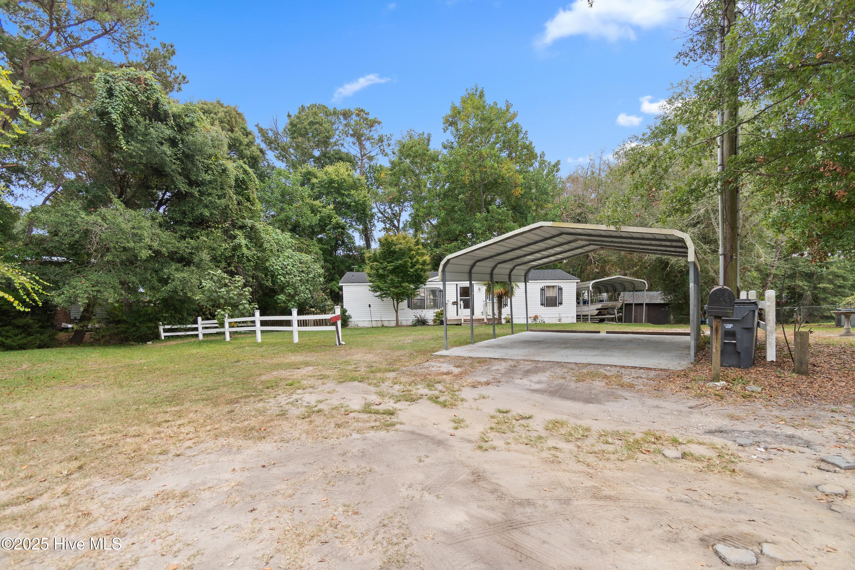 100565495 | Photo 29