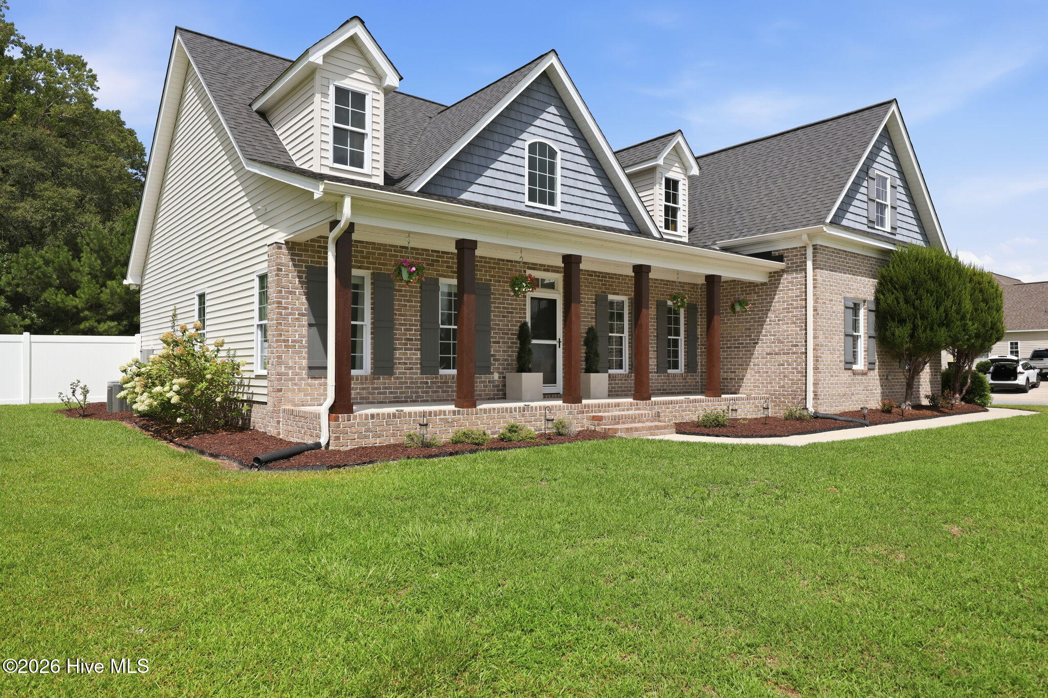 2nd image of 410 Olde Towne Dr, Greenville, NC 27858 | MLS# 100596136