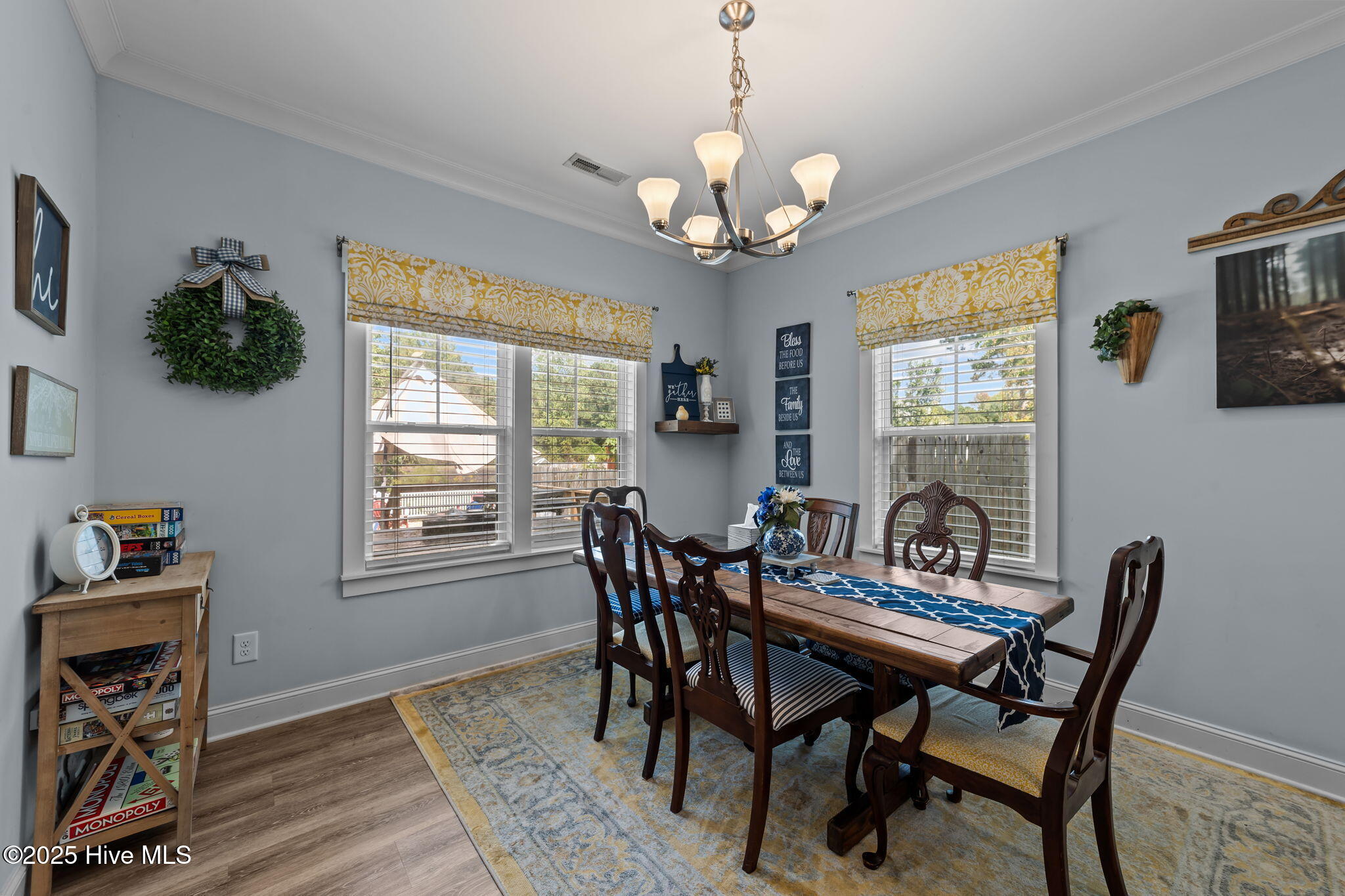 100531011 | Photo 12