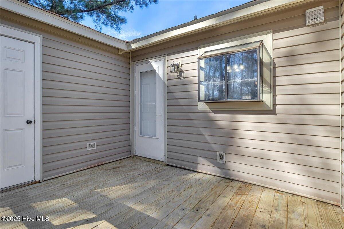 100545519 | Photo 22