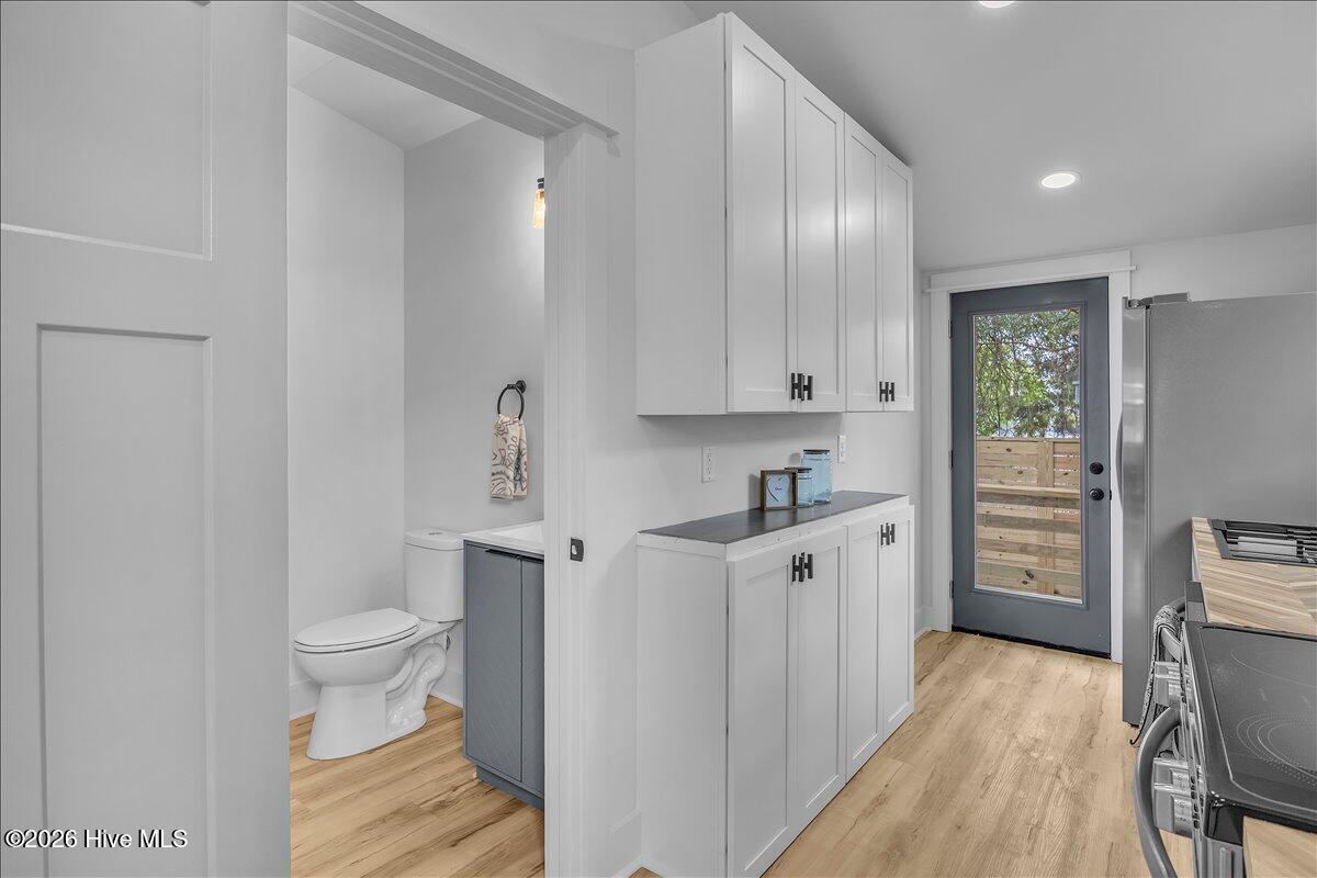 100570167 | Photo 21