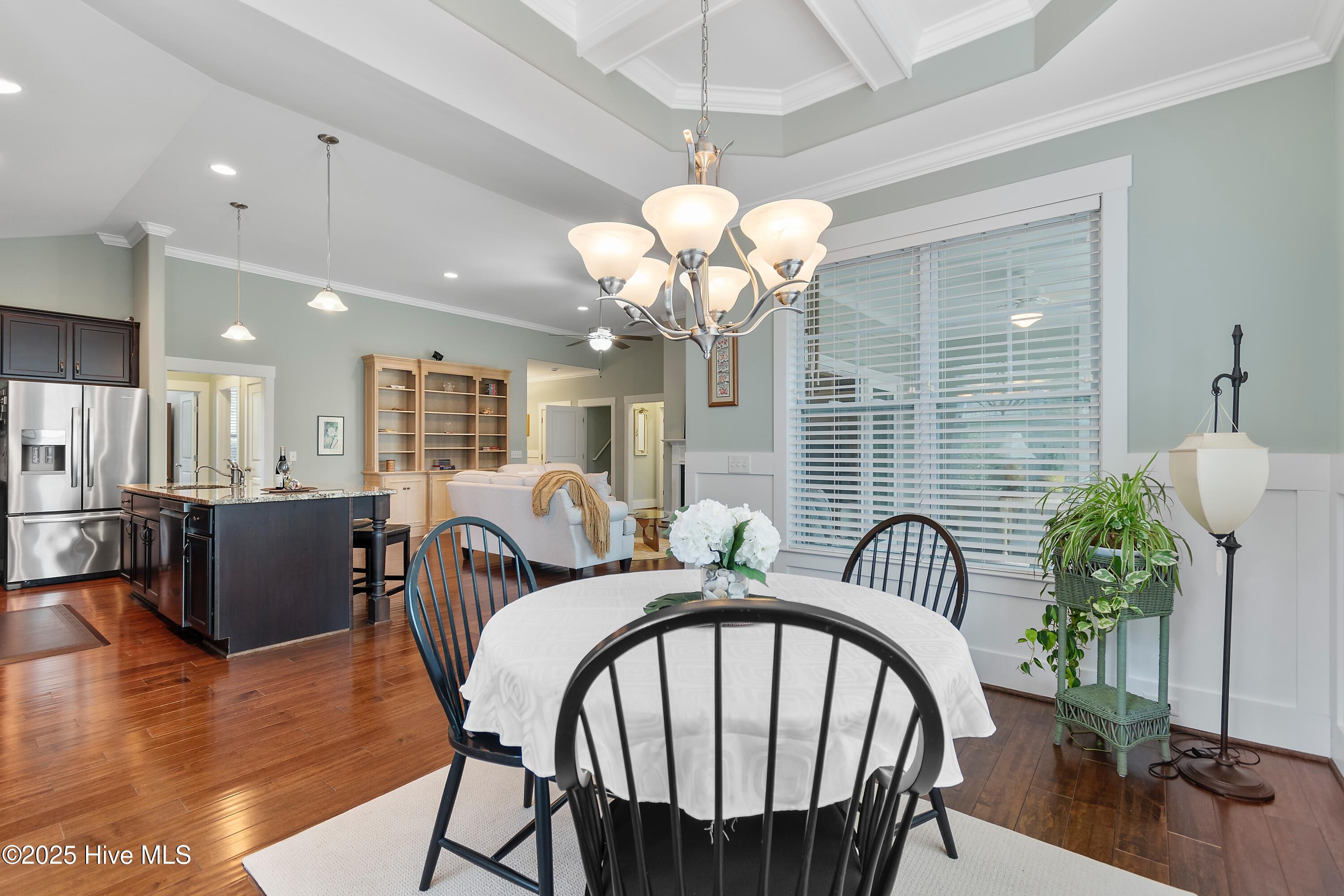 100534915 | Photo 20