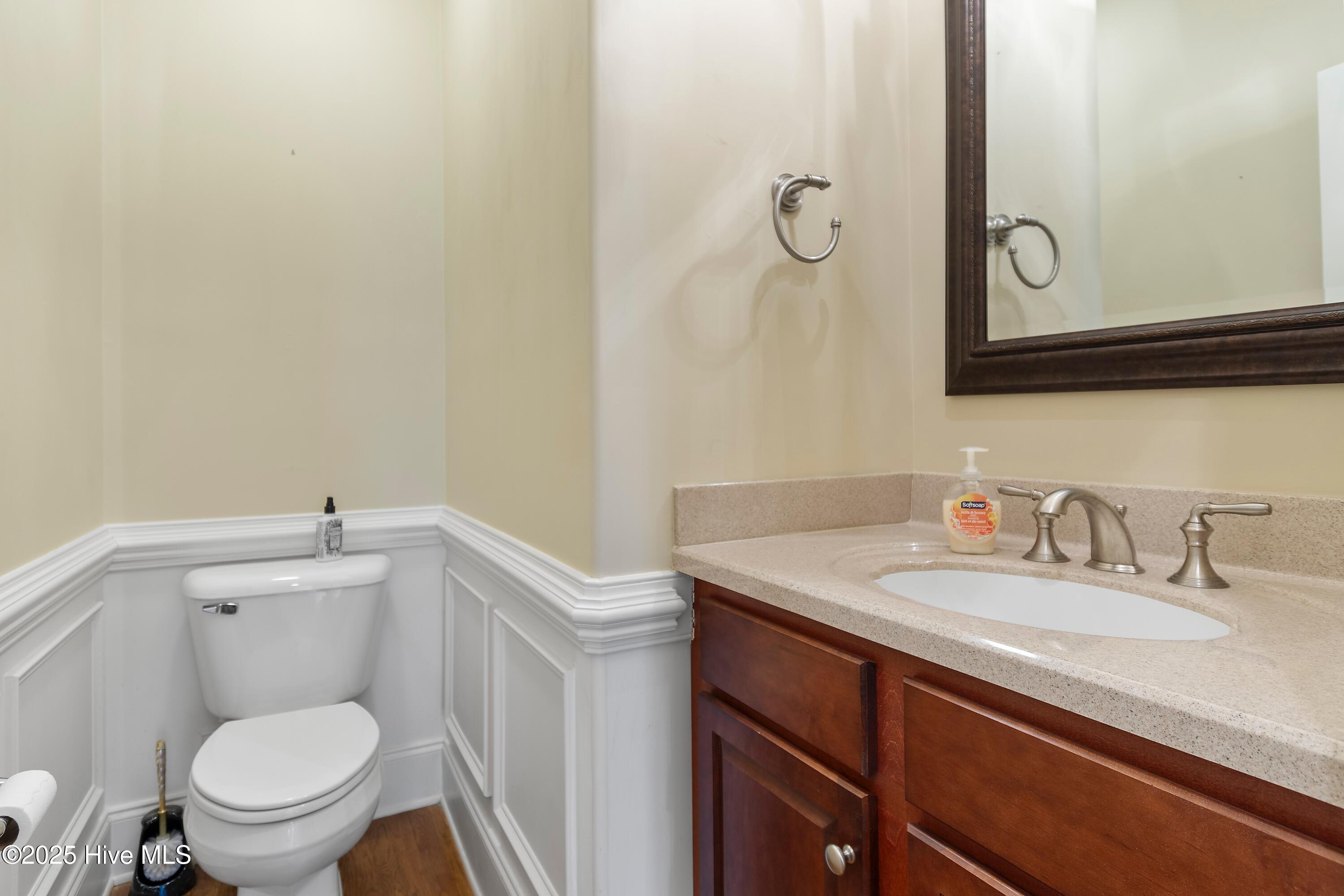 100504697 | Photo 32