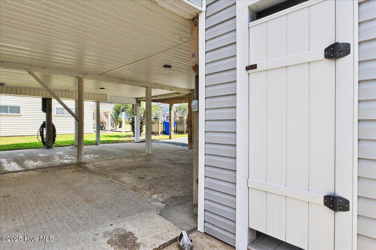 100527875 | Photo 60