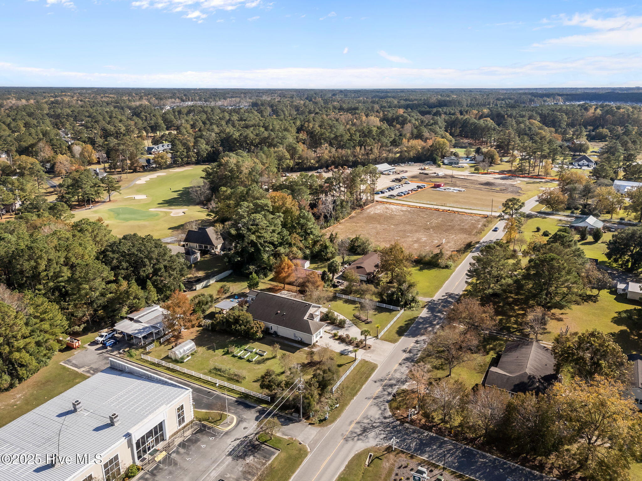 100540353 | Photo 74