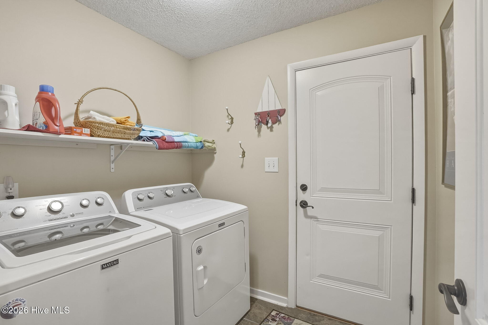 105 Laurel Court,Pine Knoll Shores