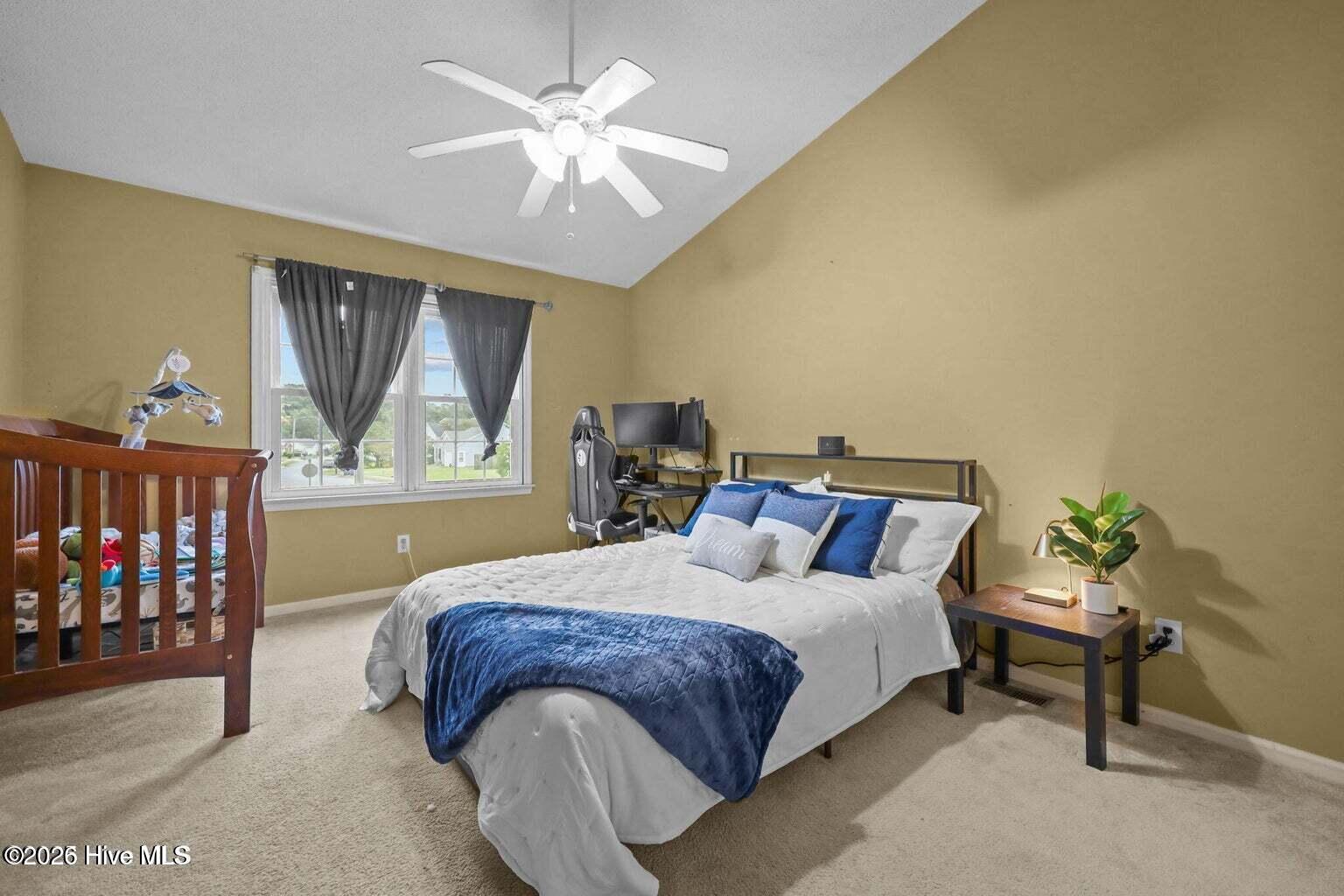 100559152 | Photo 10