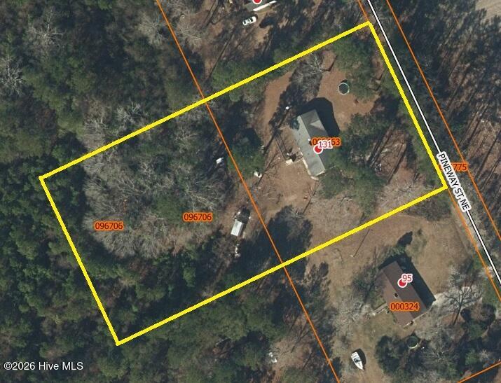 Homes for sale in Whiteville, NC | 131 Pineway St Ne, Whiteville, NC 28472 | MLS# 100551205