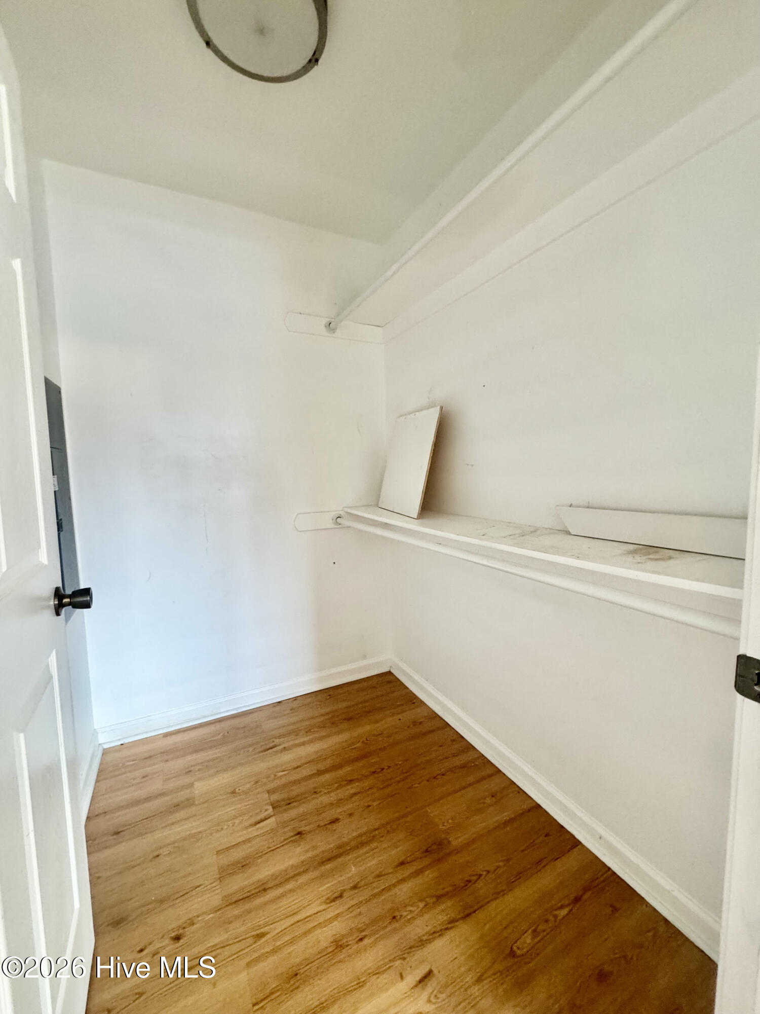 100556494 | Photo 13