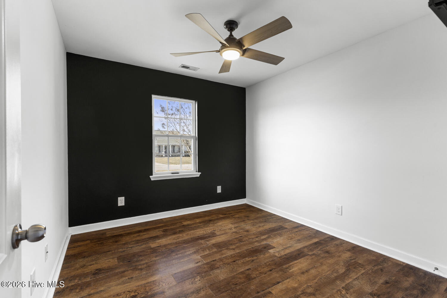 100534497 | Photo 28