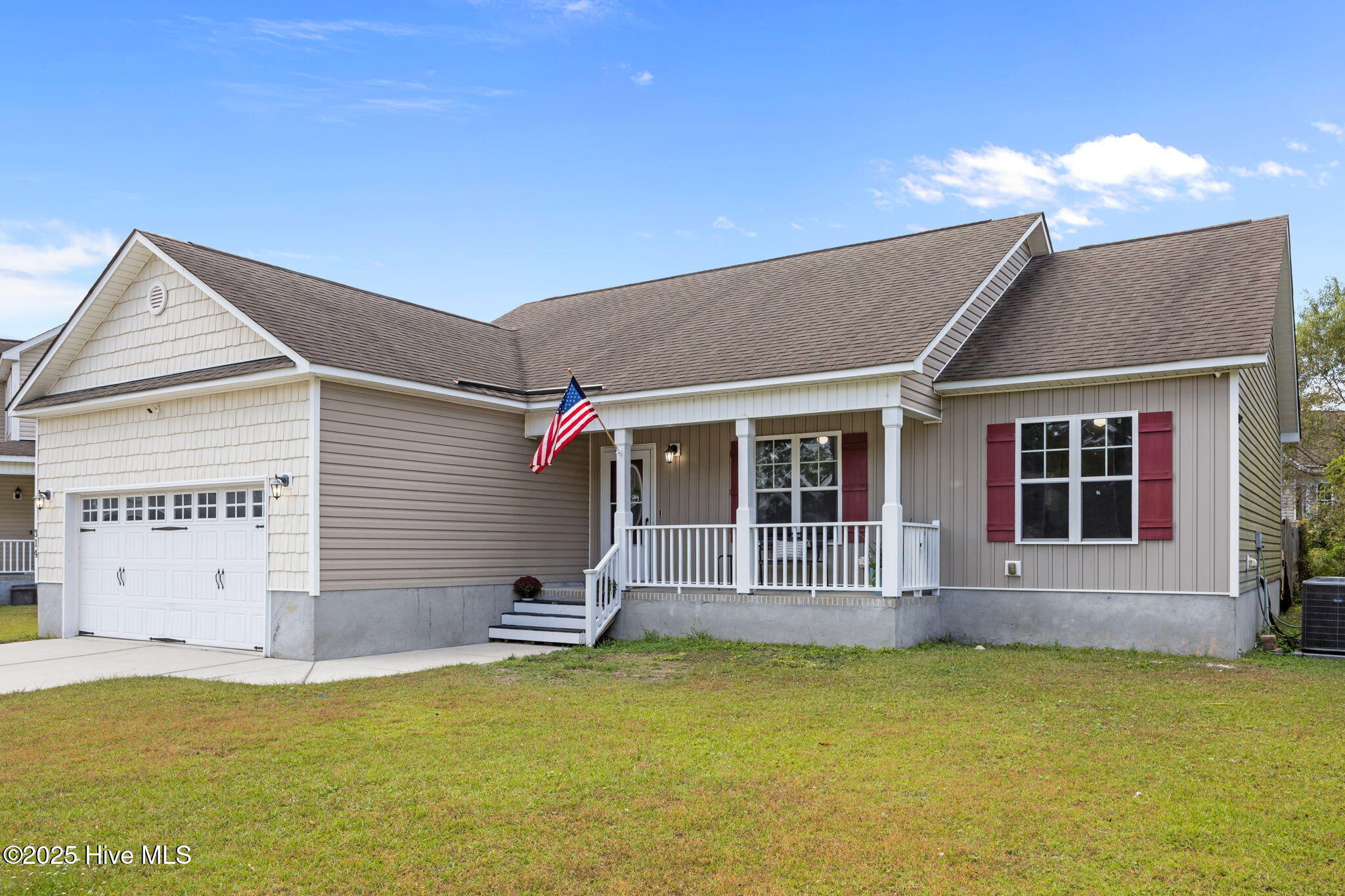 100530161 | Photo 37