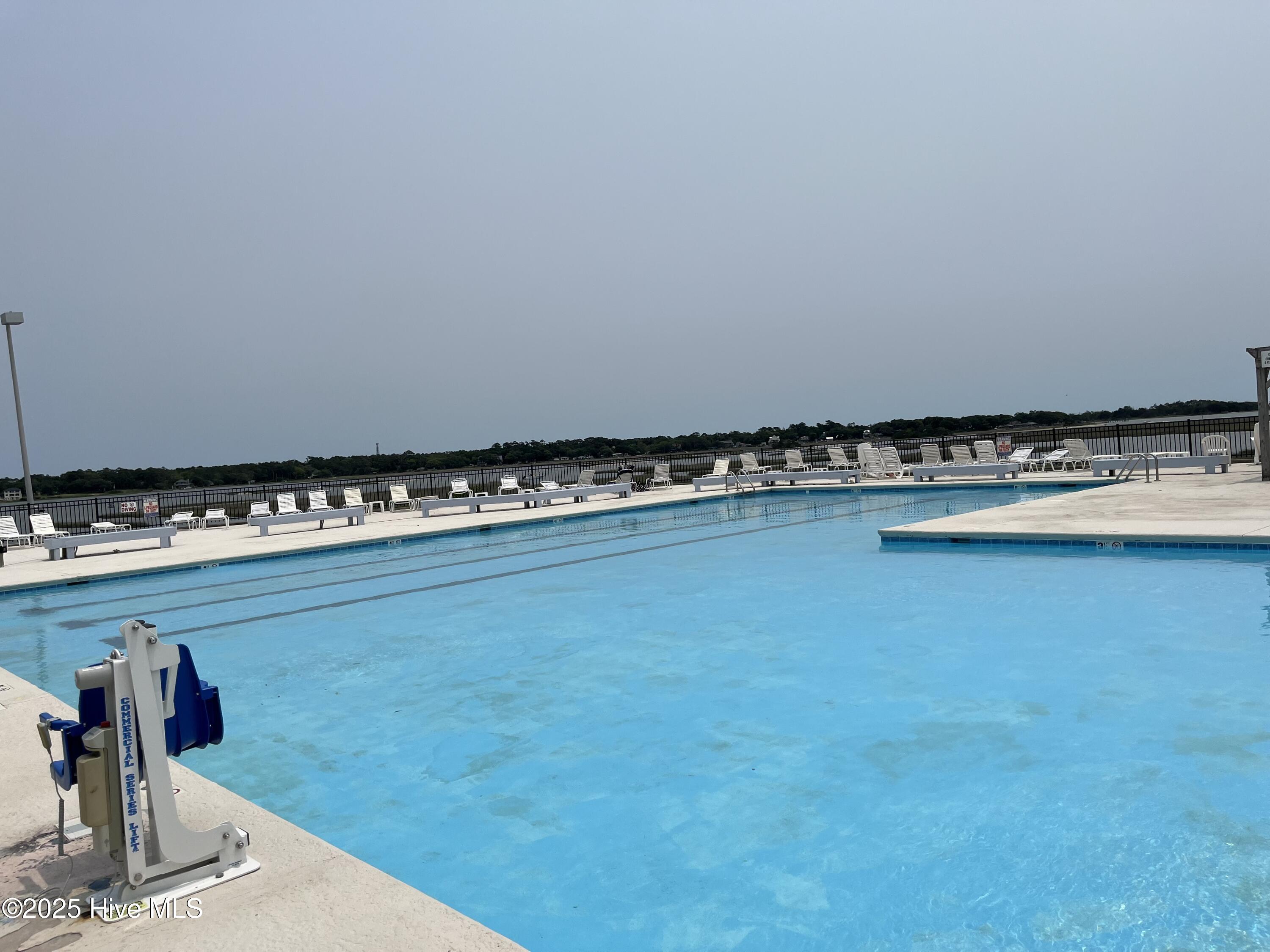 100511764 | Photo 67