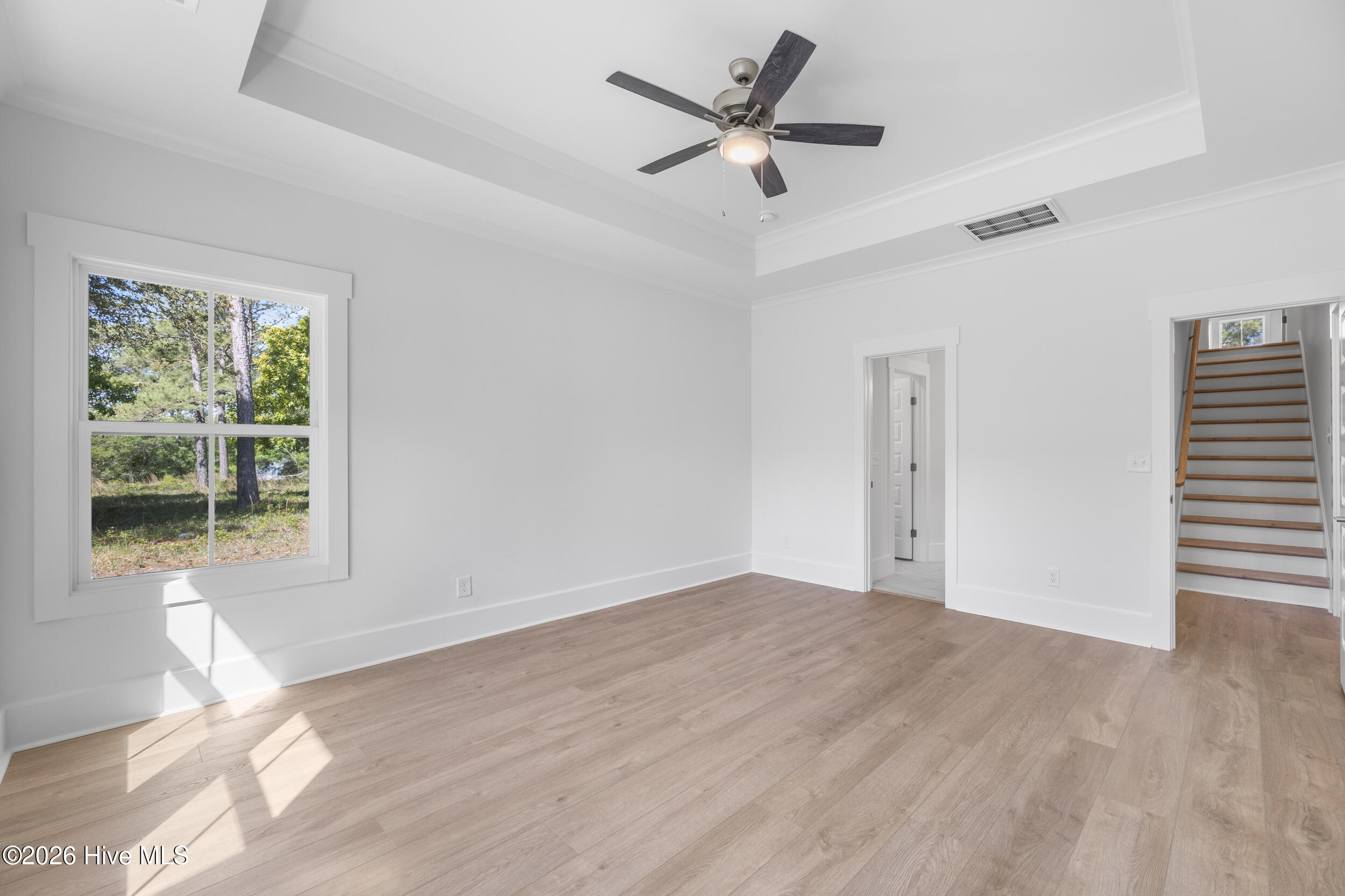 100554696 | Photo 35