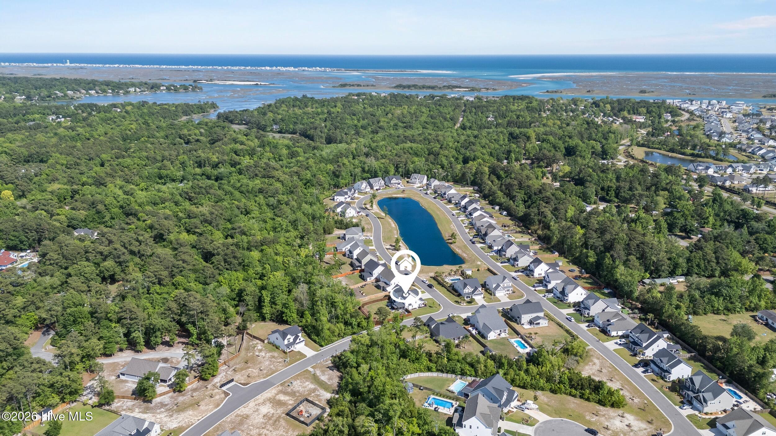 100570298 | Photo 58