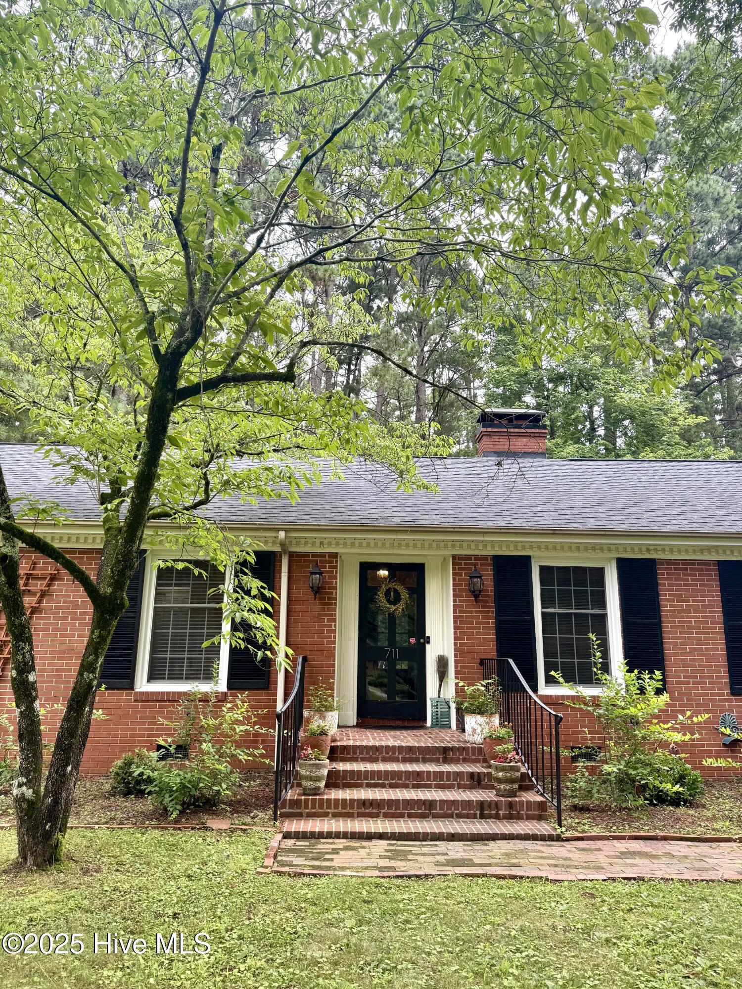 711 Stuart Drive