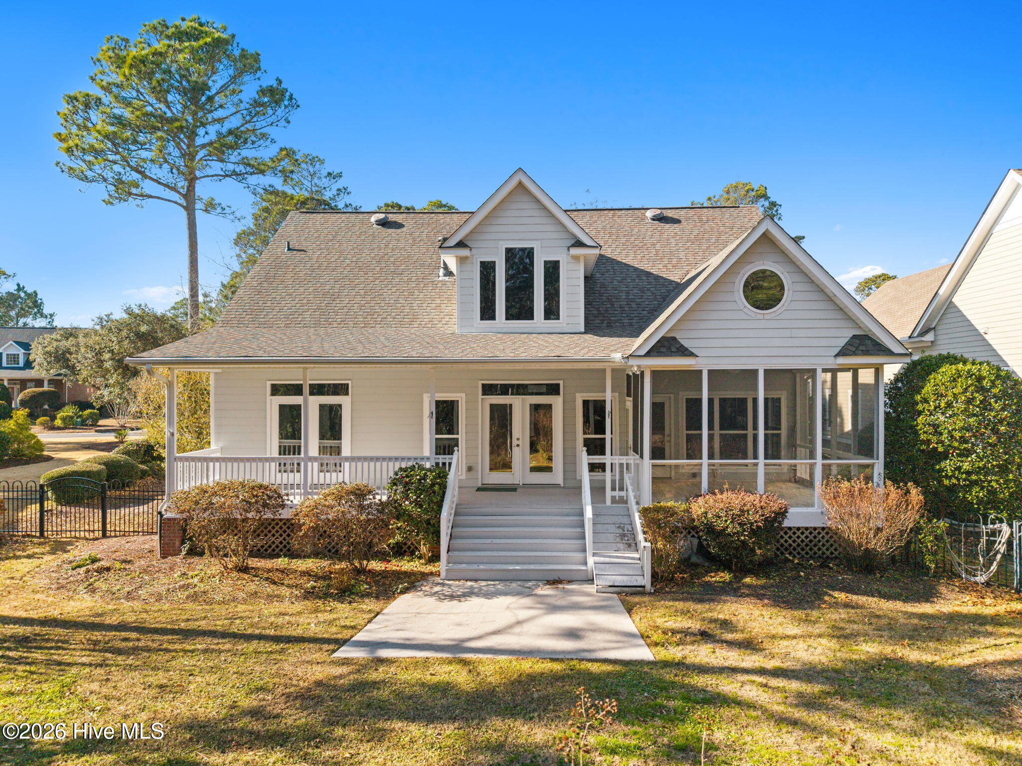 100551669 | Photo 65