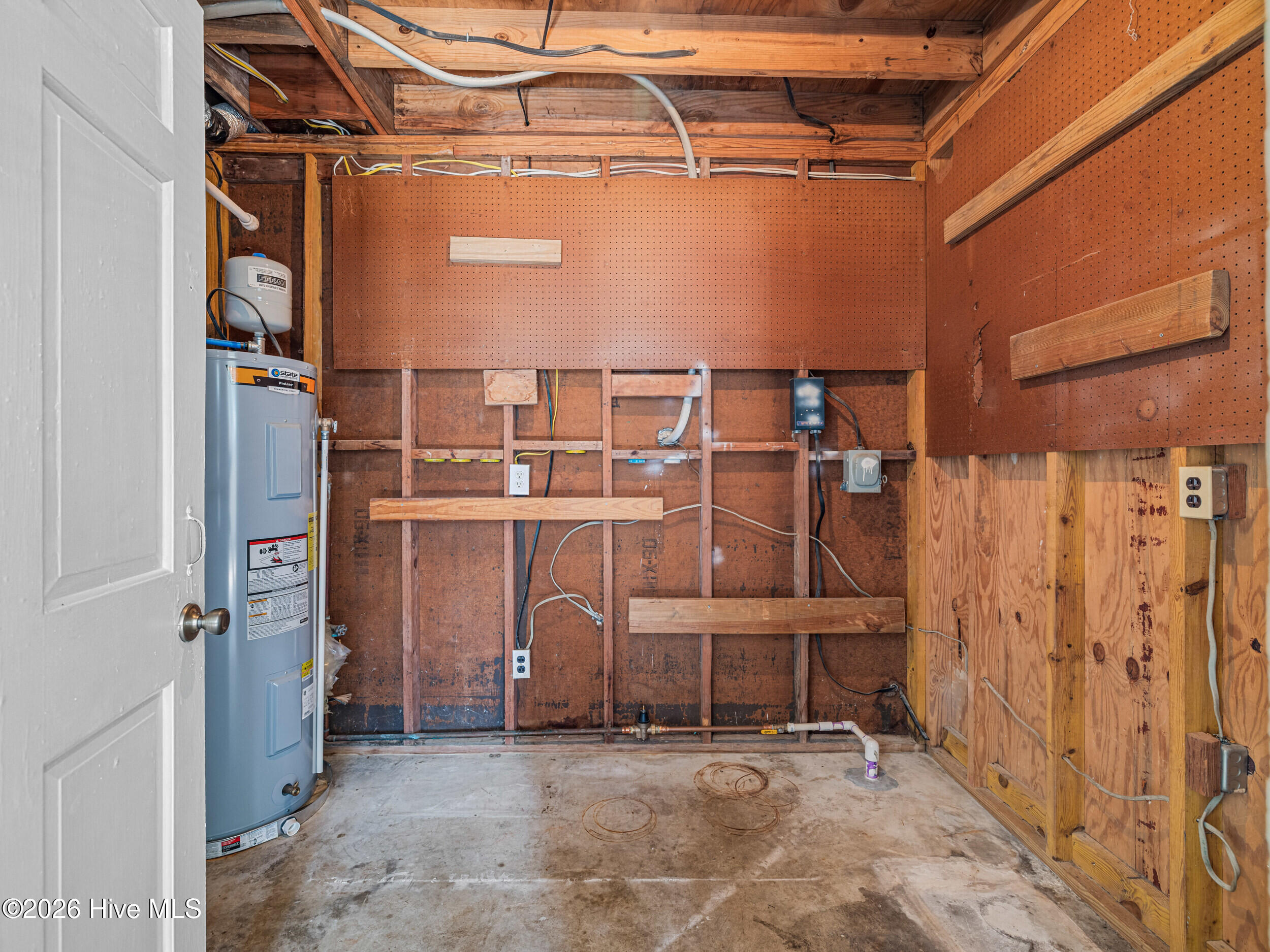 100561743 | Photo 26