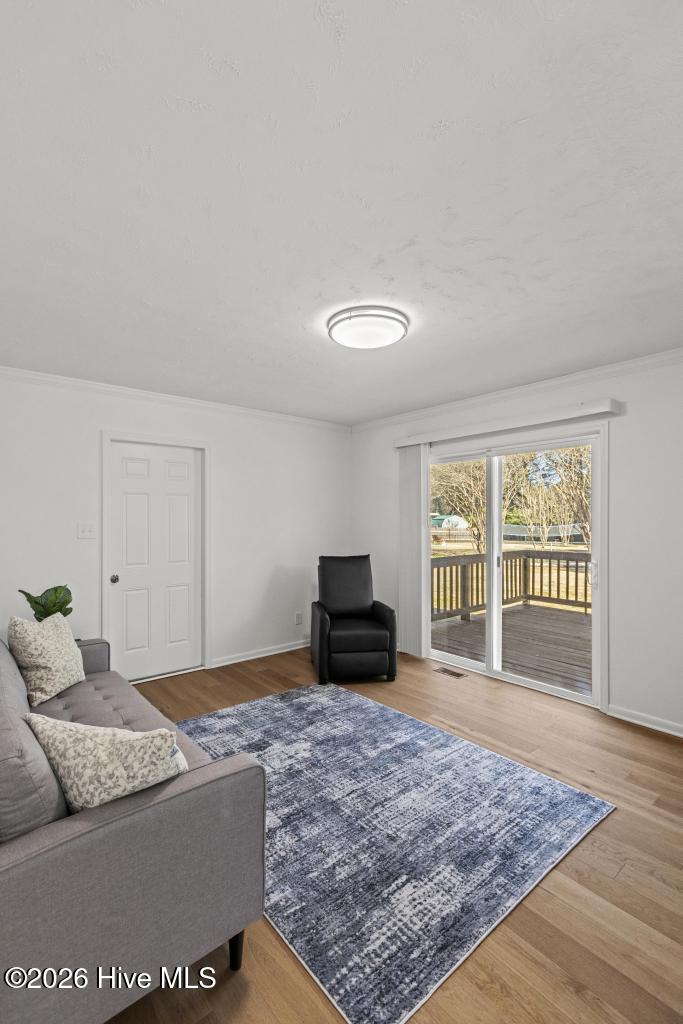 100553306 | Photo 17