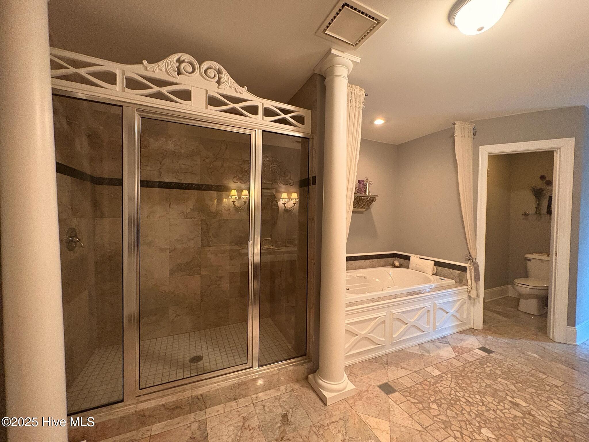 100518479 | Photo 38