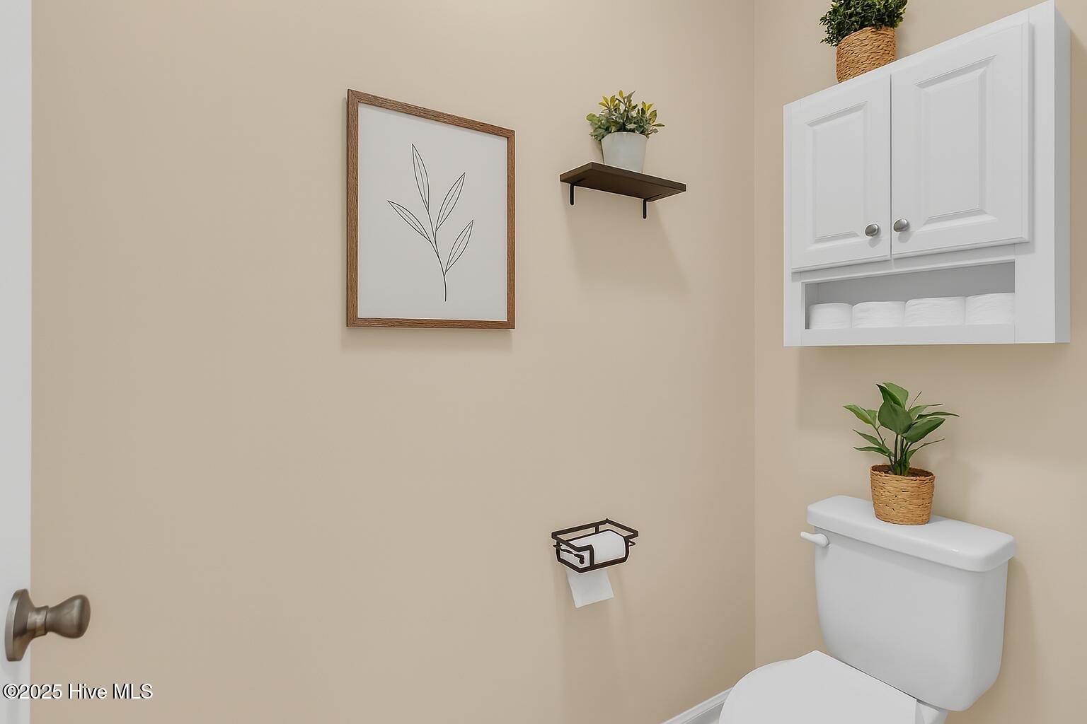 100543467 | Photo 22