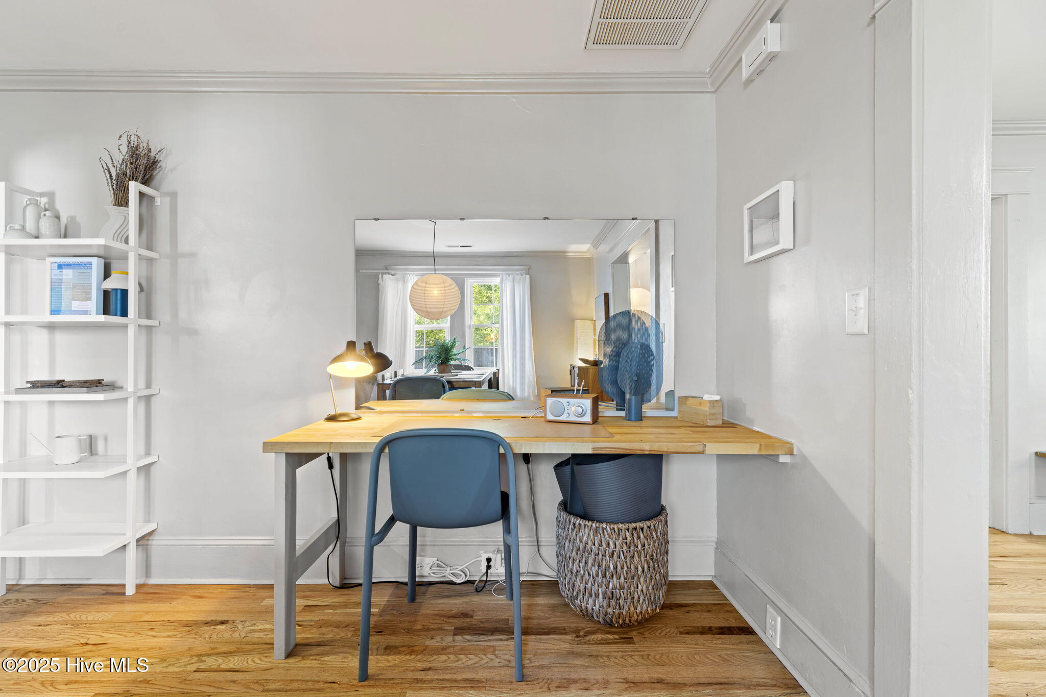 100531966 | Photo 17