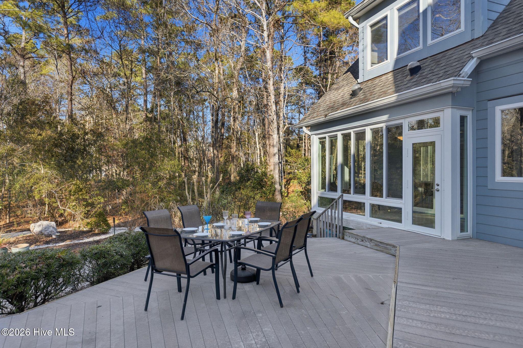 100555834 | Photo 67