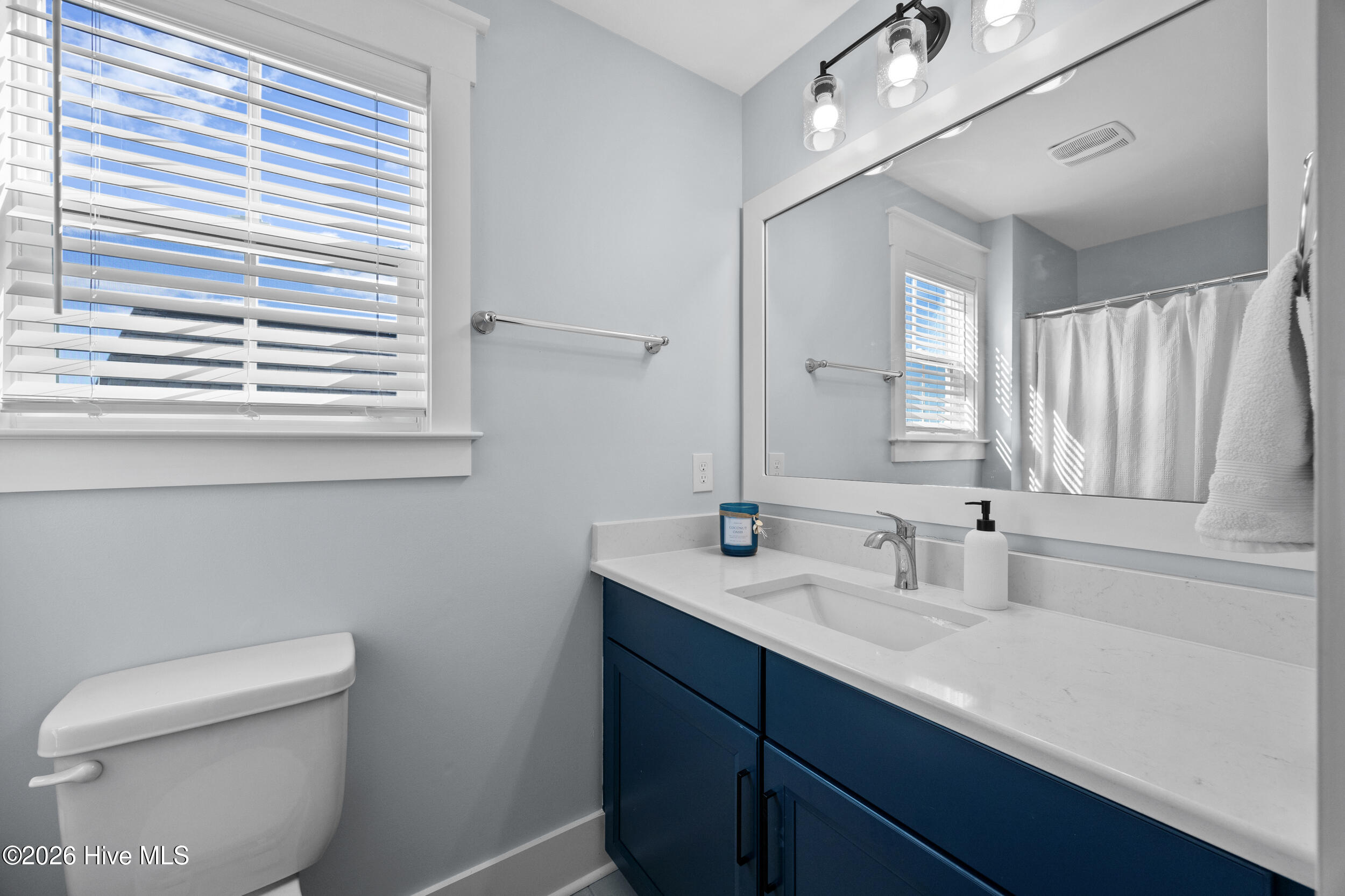 100555433 | Photo 57