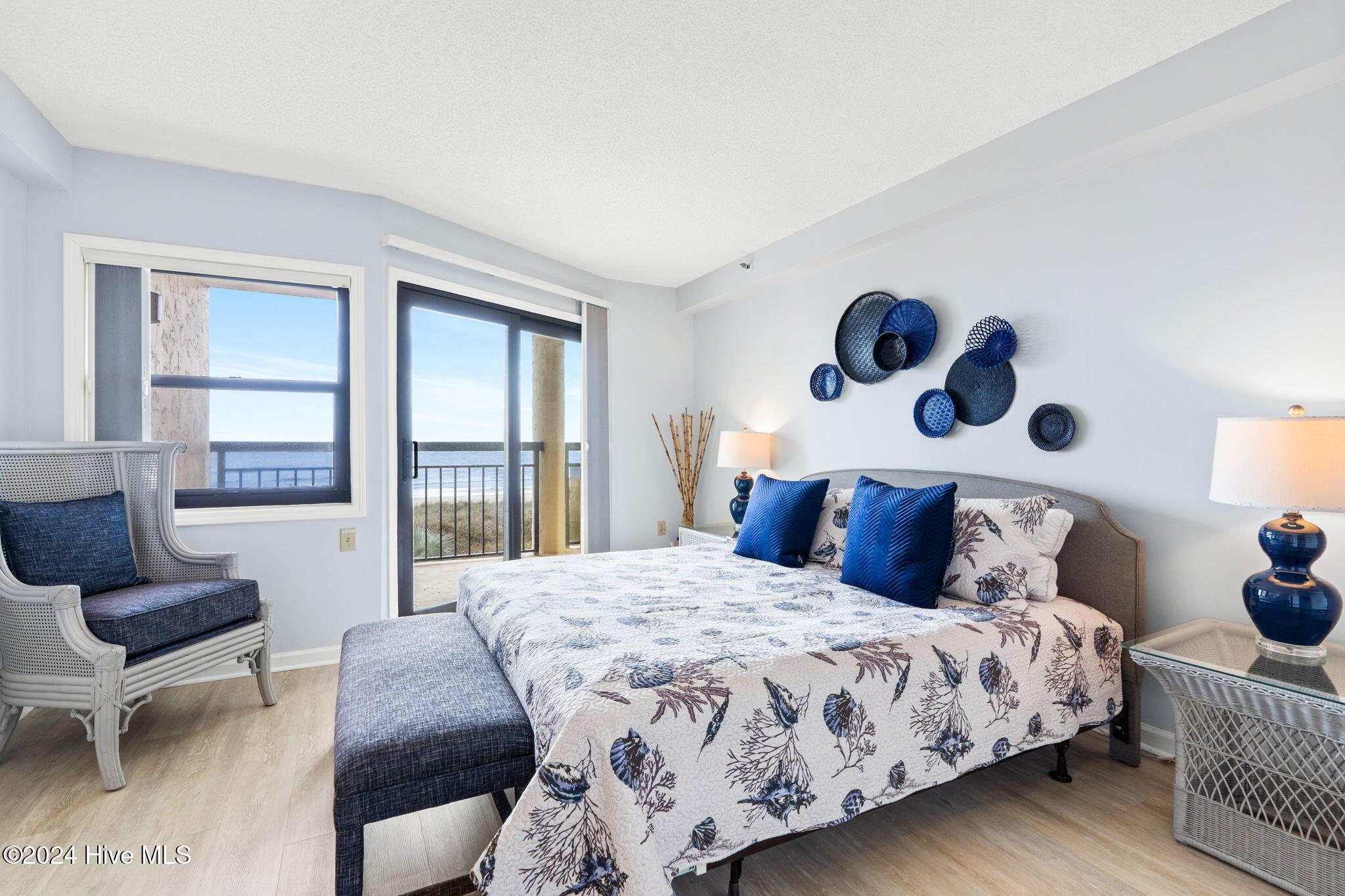 100476162 | Photo 21