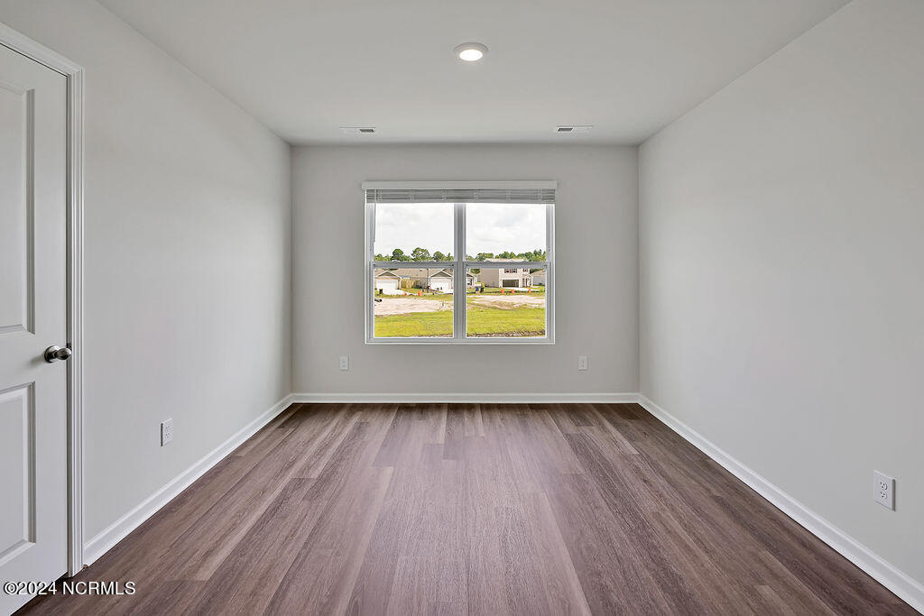 100543479 | Photo 26