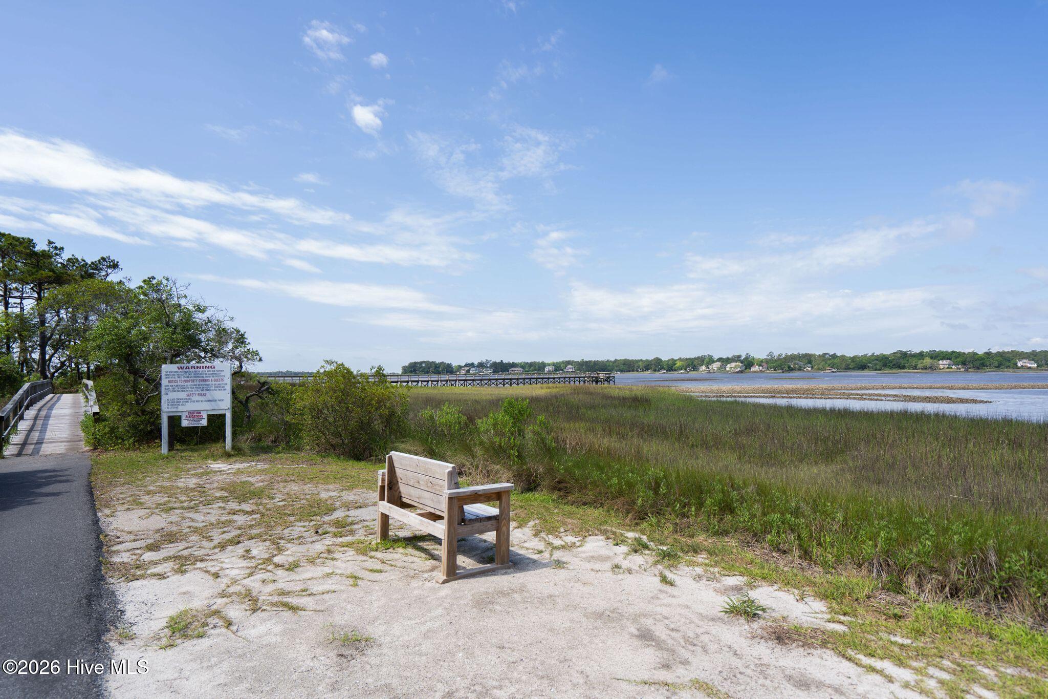 100563683 | Photo 35