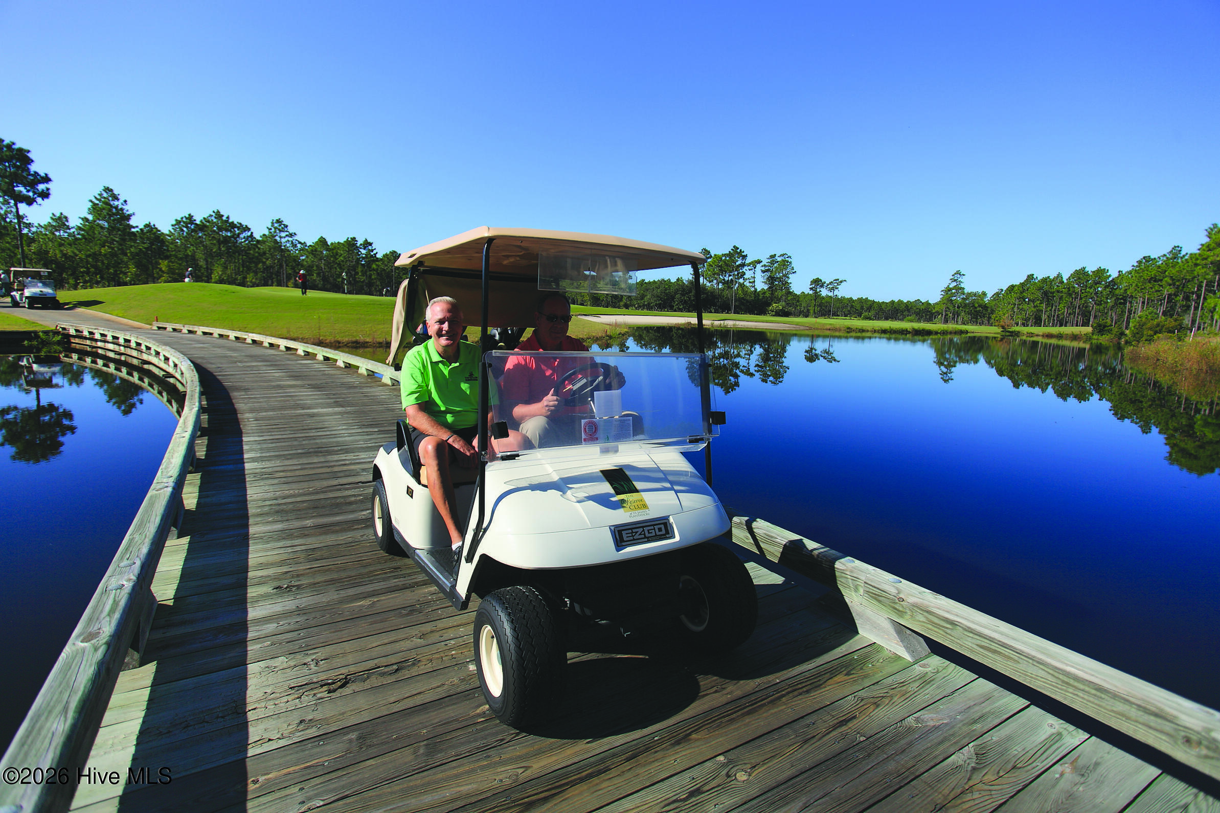 100550419 | Photo 58