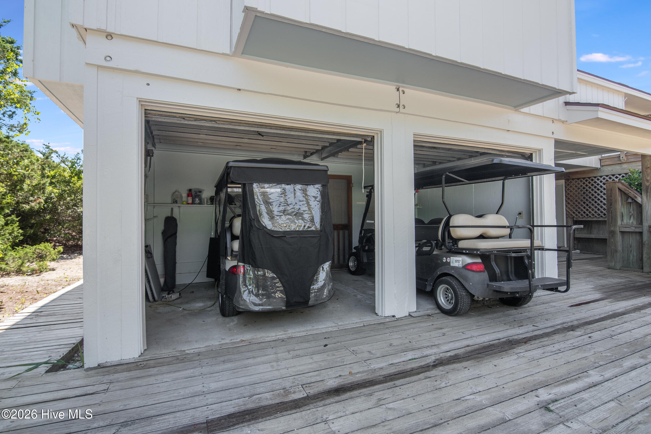 100557535 | Photo 52