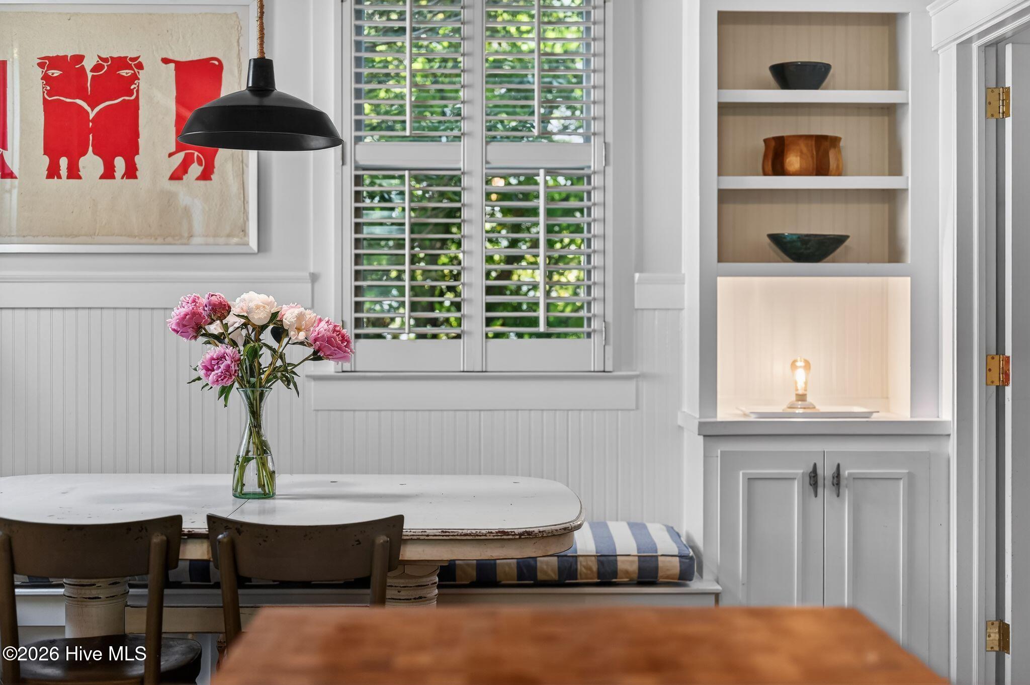 100569921 | Photo 11