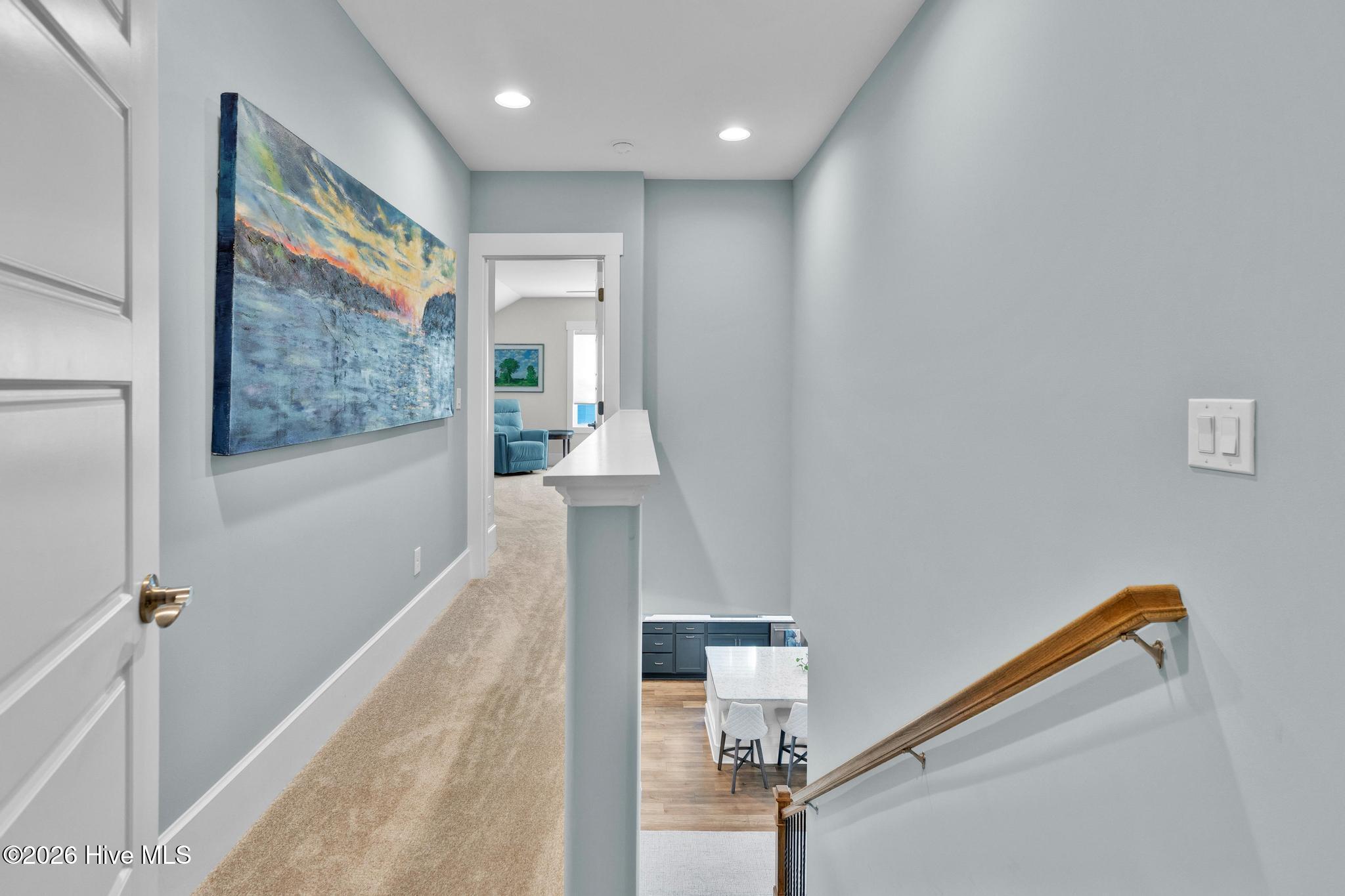 100554961 | Photo 35