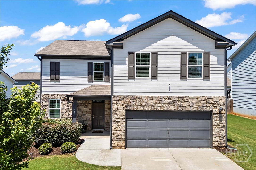 Property at 178 Starbuck Parkway